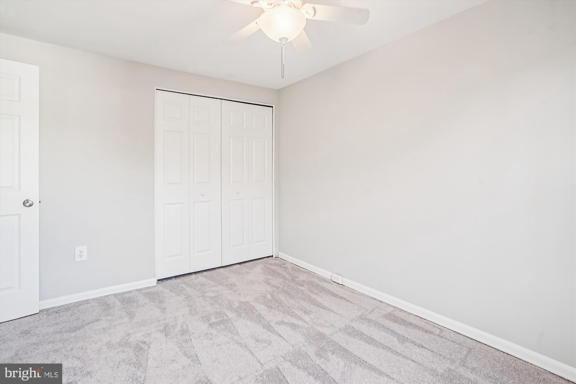 COUNTRYSIDE - Residential