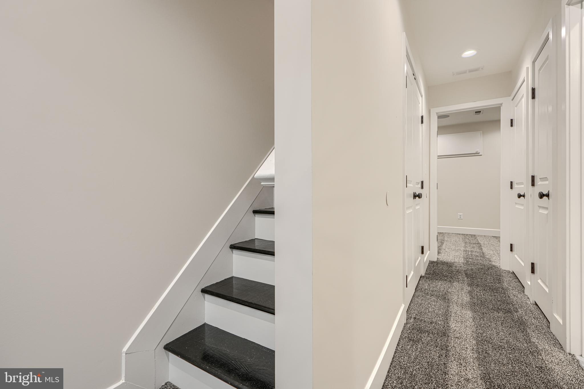 HIGHLANDTOWN - Residential