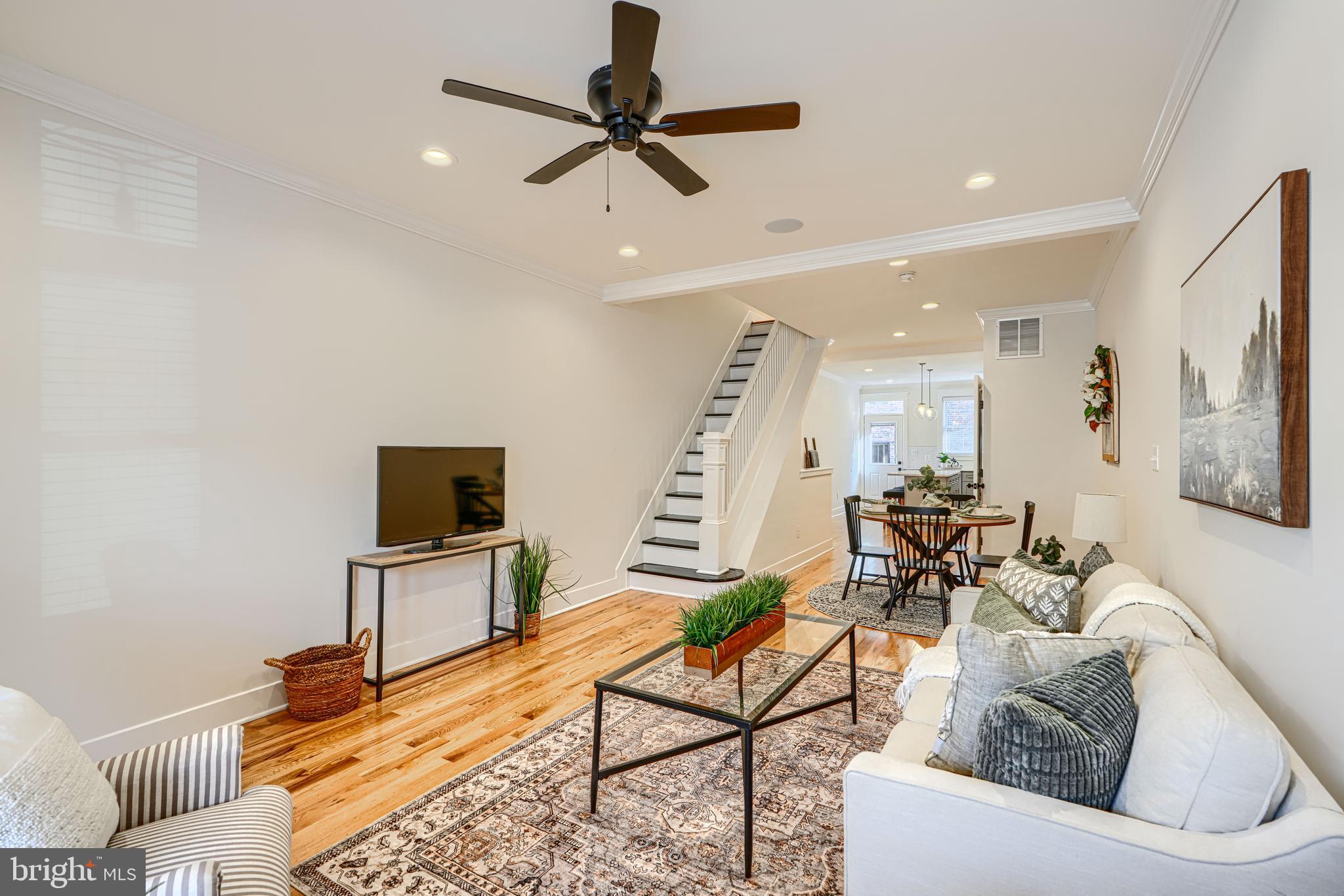 HIGHLANDTOWN - Residential