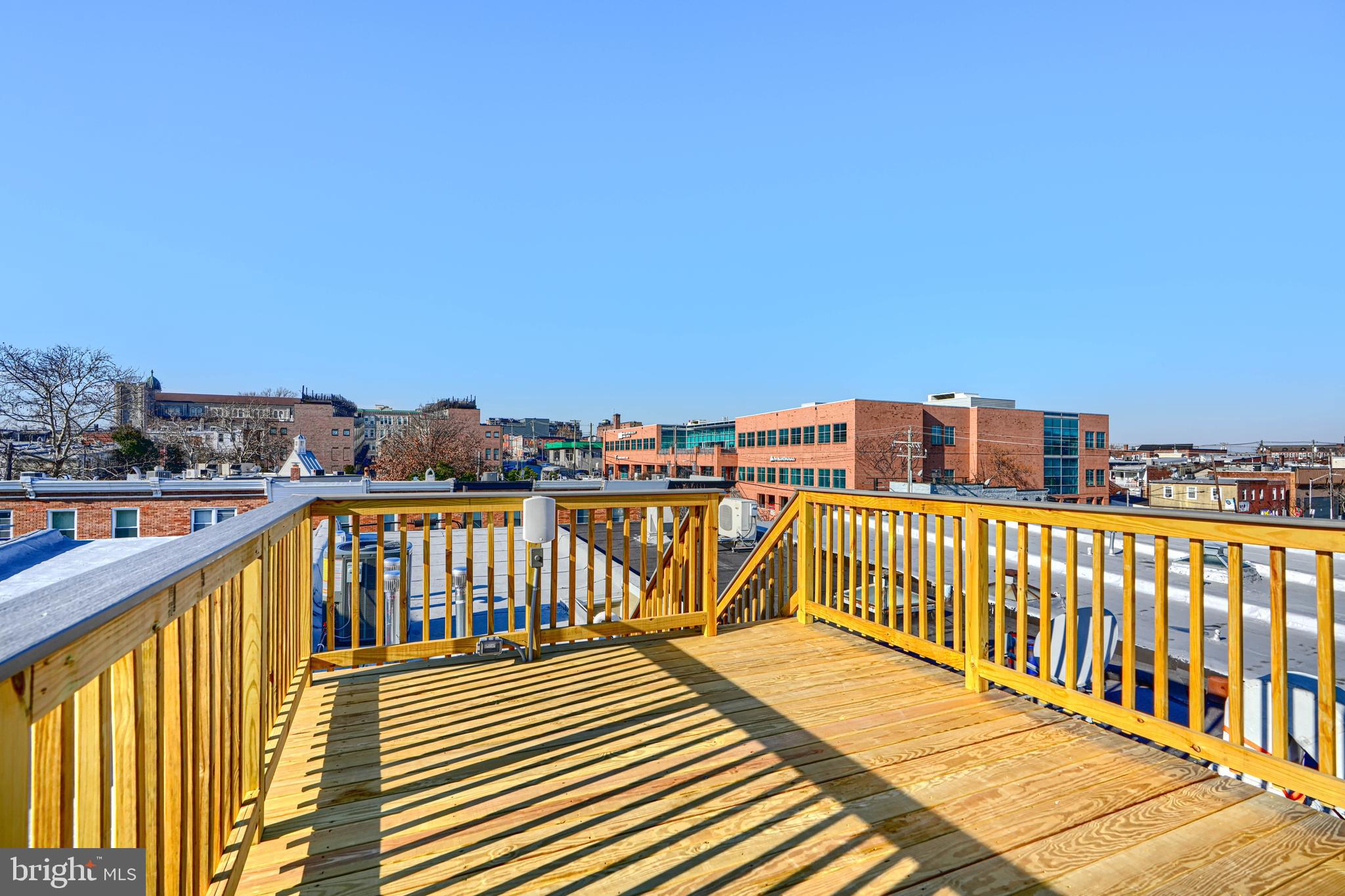 HIGHLANDTOWN - Residential