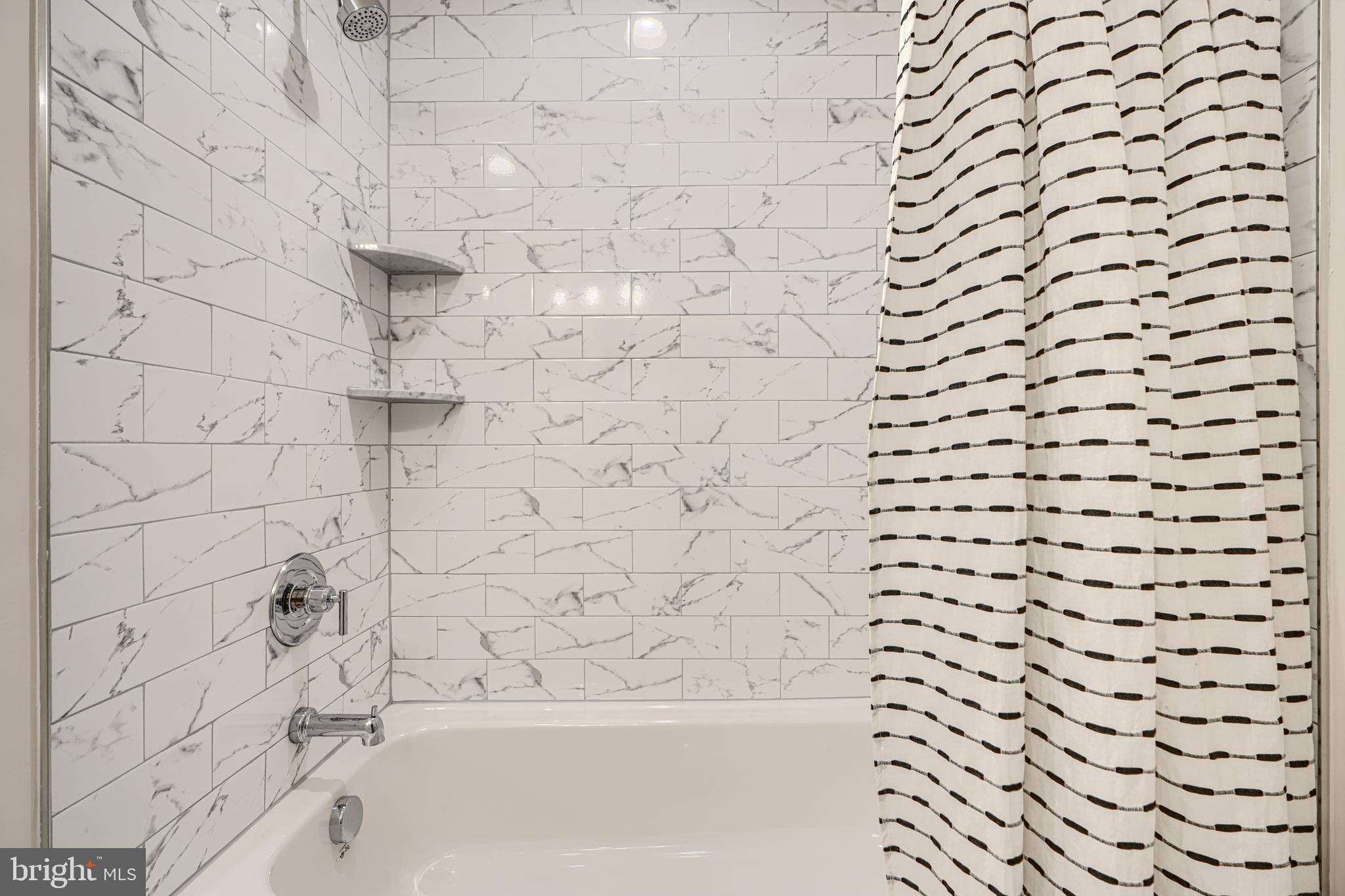 HIGHLANDTOWN - Residential