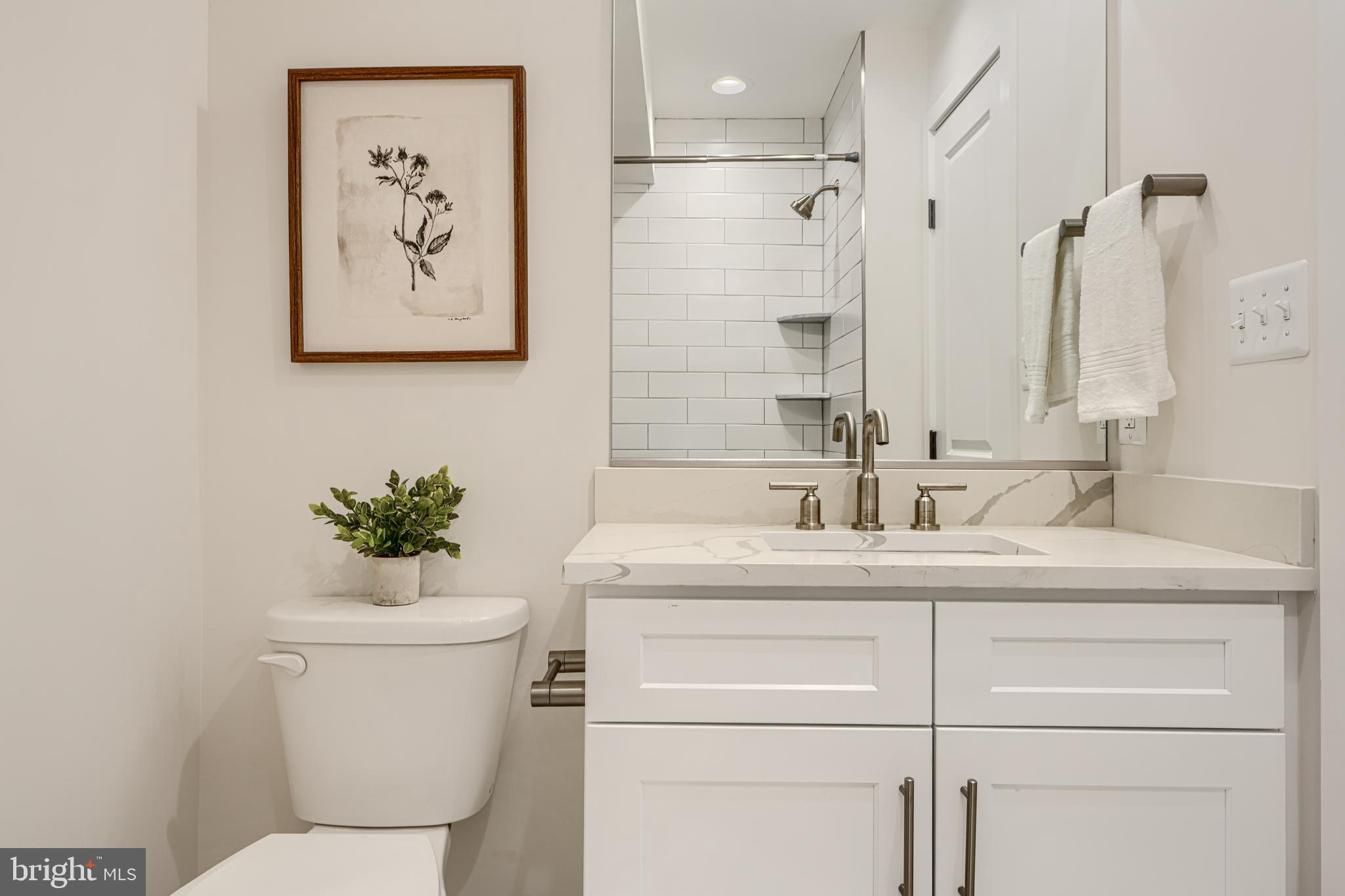 HIGHLANDTOWN - Residential