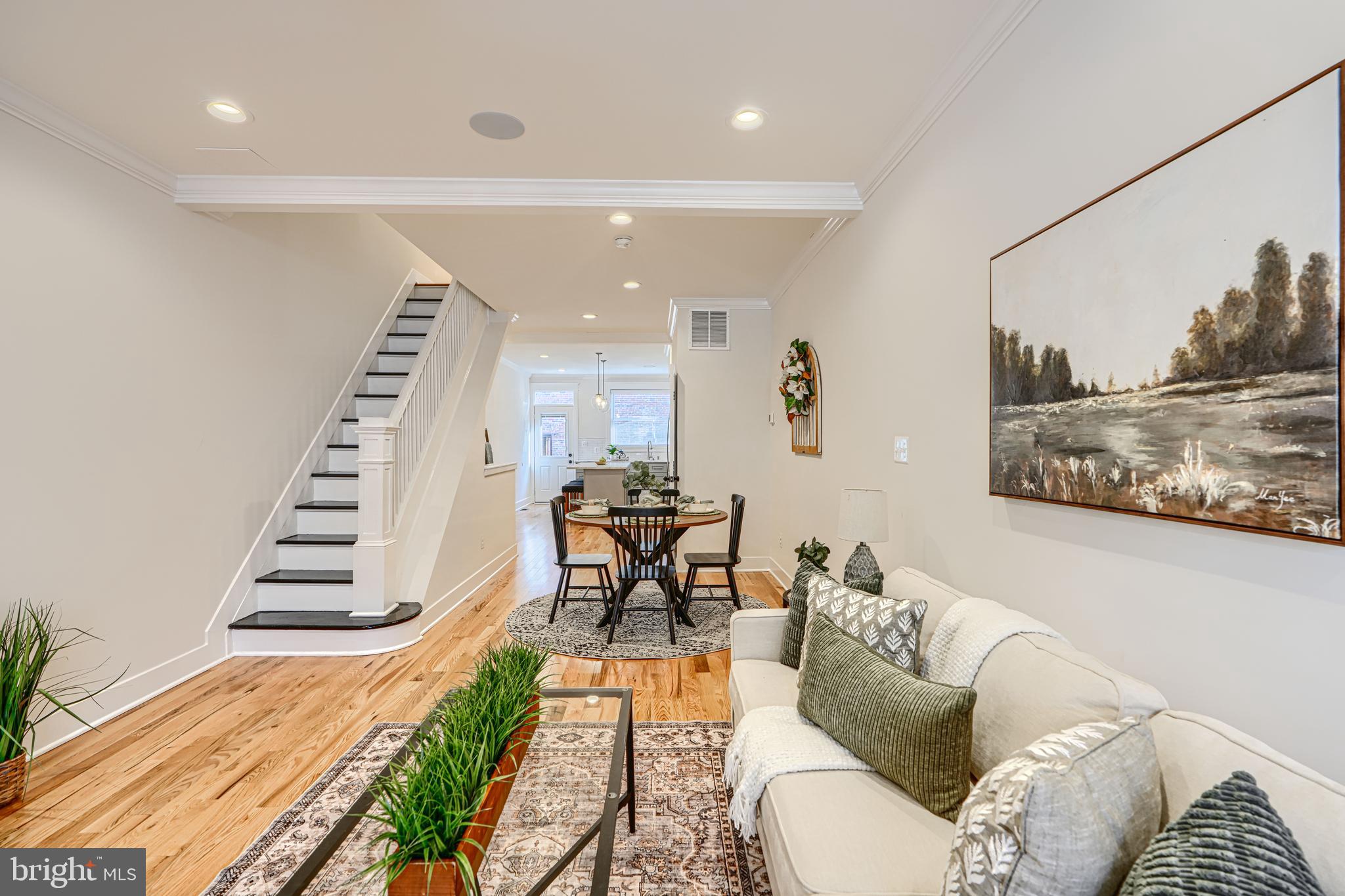 HIGHLANDTOWN - Residential