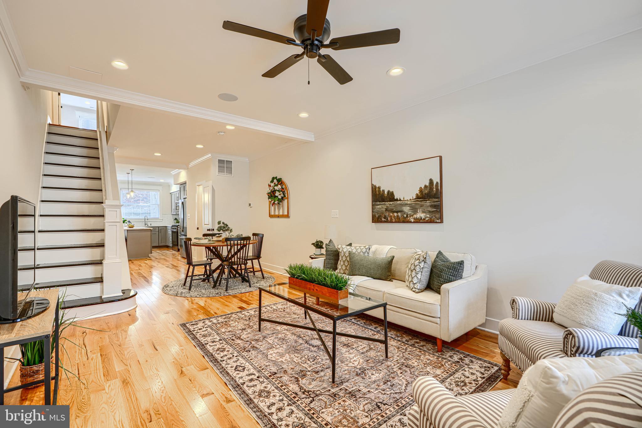 HIGHLANDTOWN - Residential