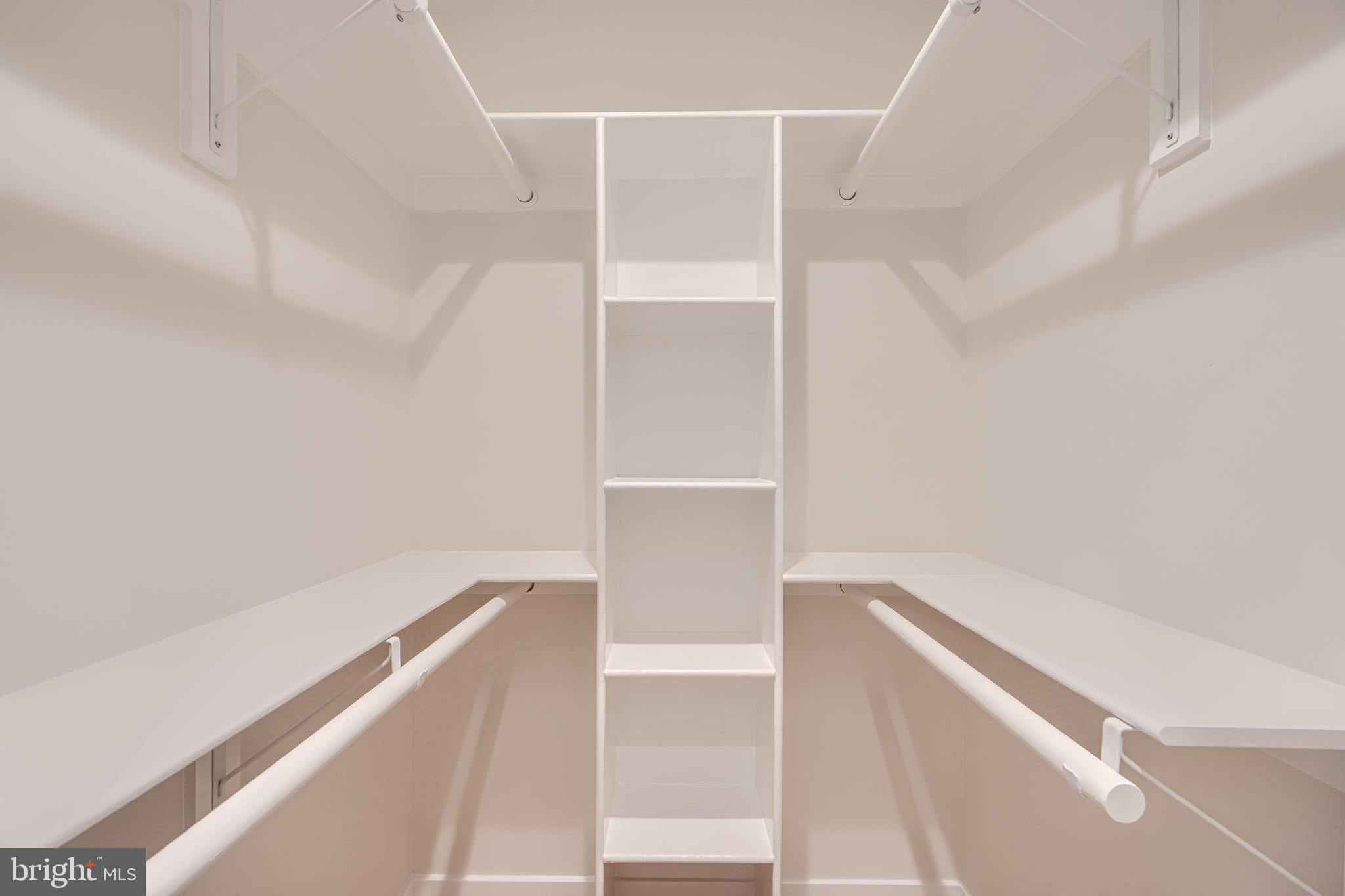 HIGHLANDTOWN - Residential