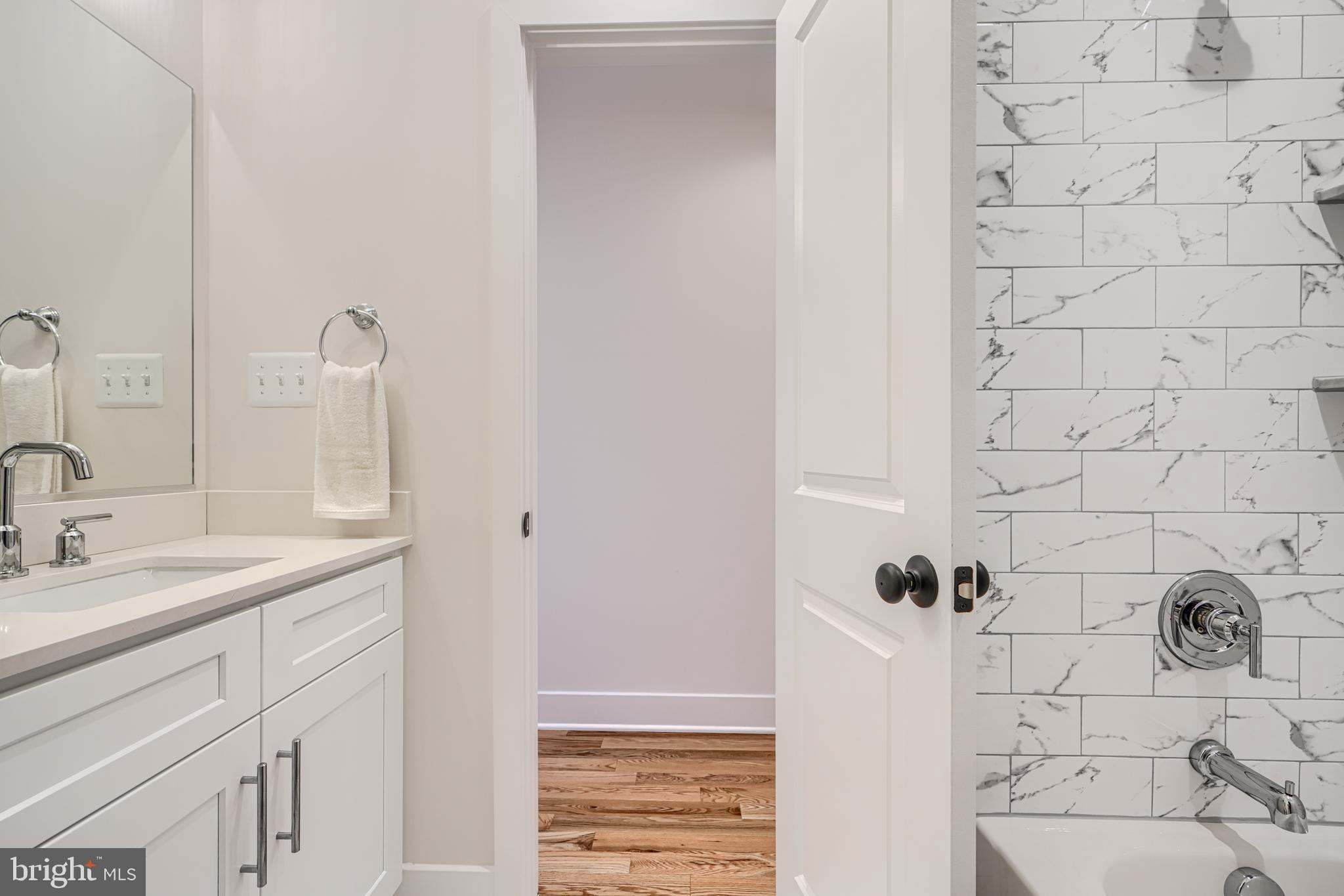 HIGHLANDTOWN - Residential