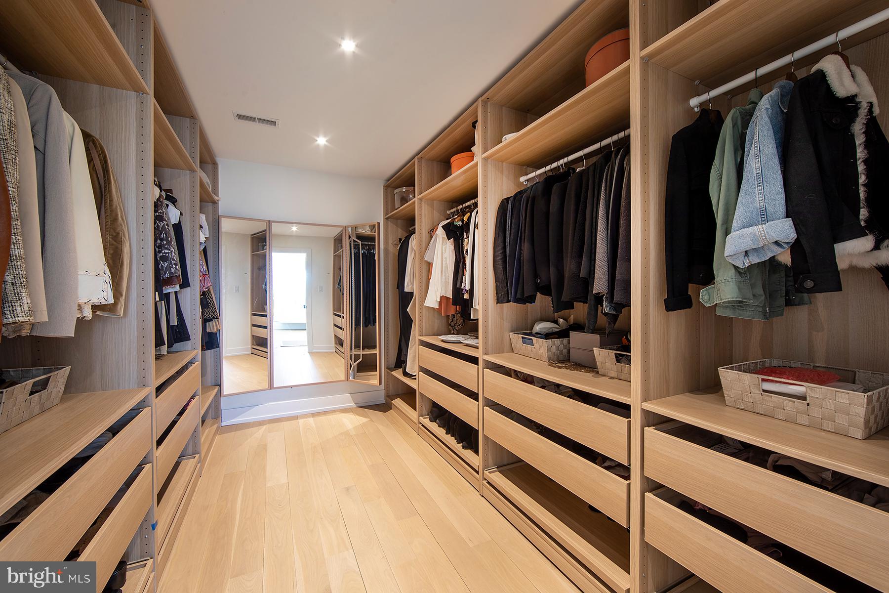 MERION - Residential