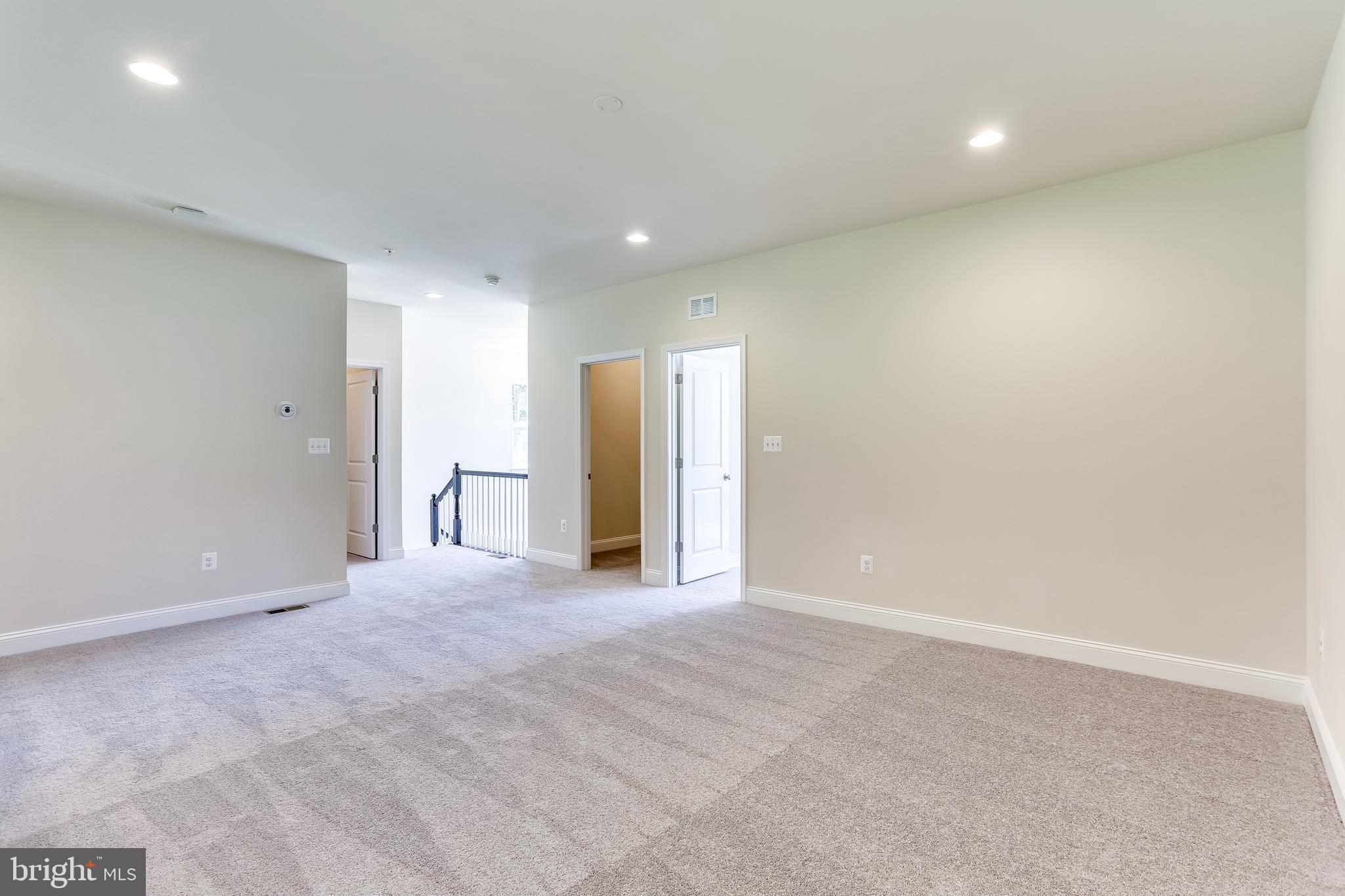 HOLLY RIDGE - Residential