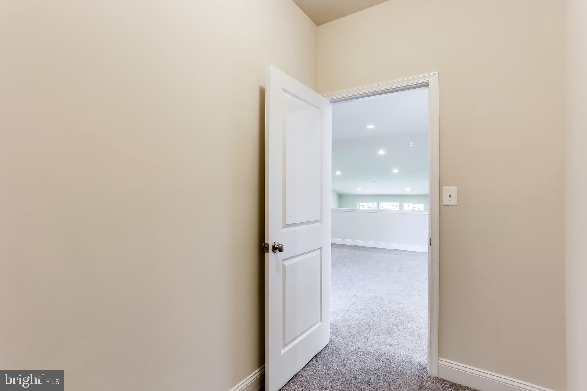 HOLLY RIDGE - Residential