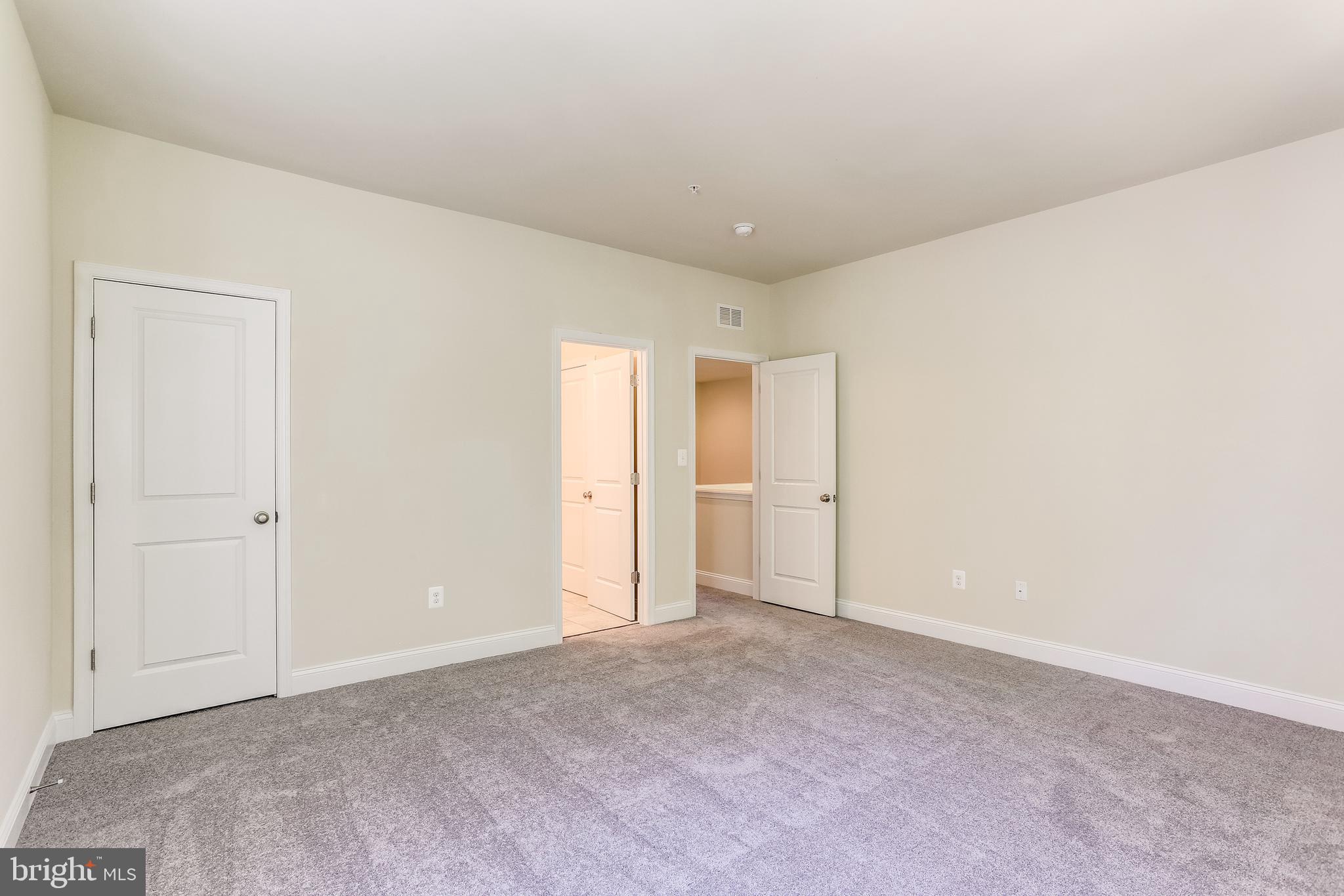 HOLLY RIDGE - Residential