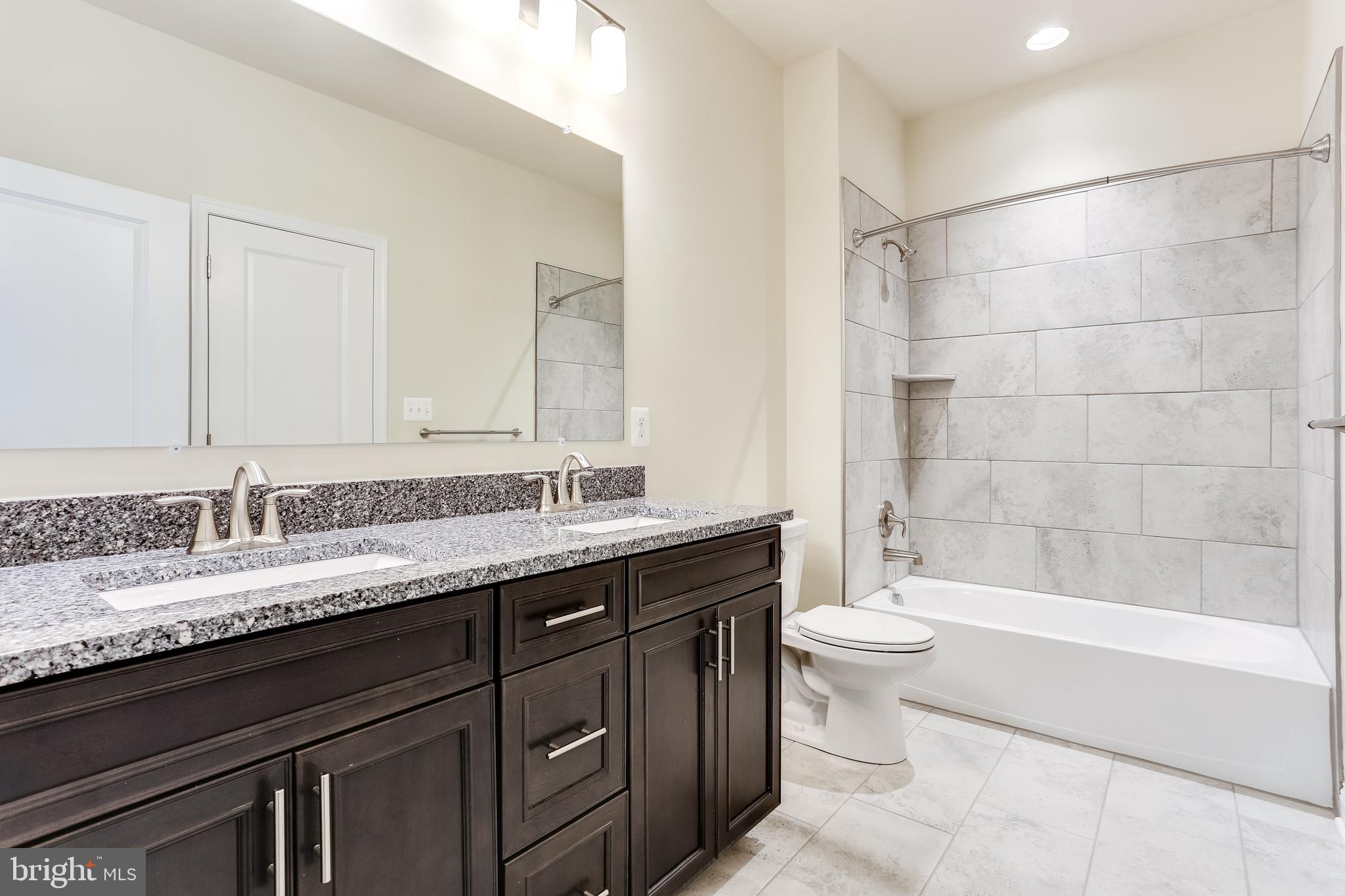 HOLLY RIDGE - Residential