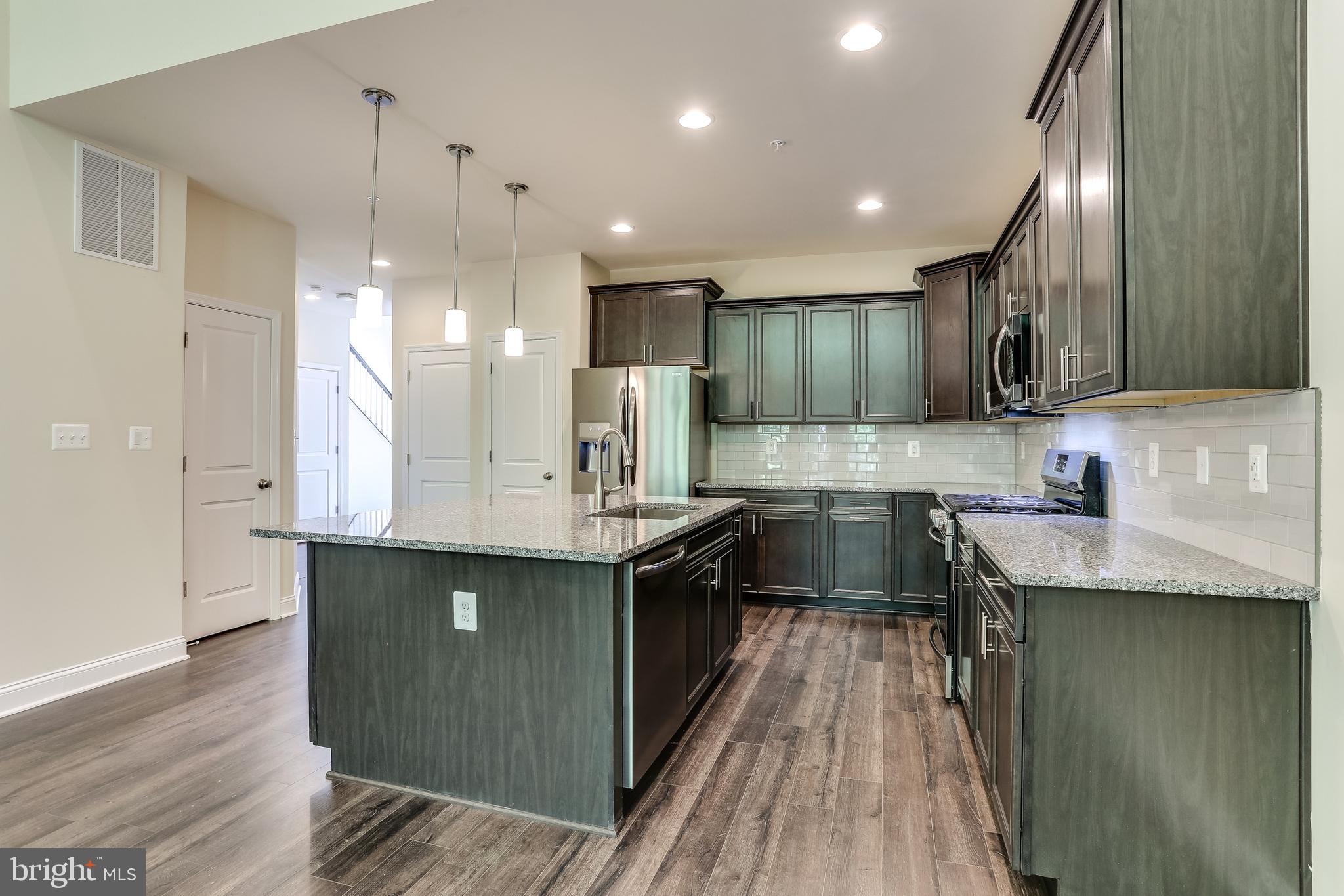 HOLLY RIDGE - Residential