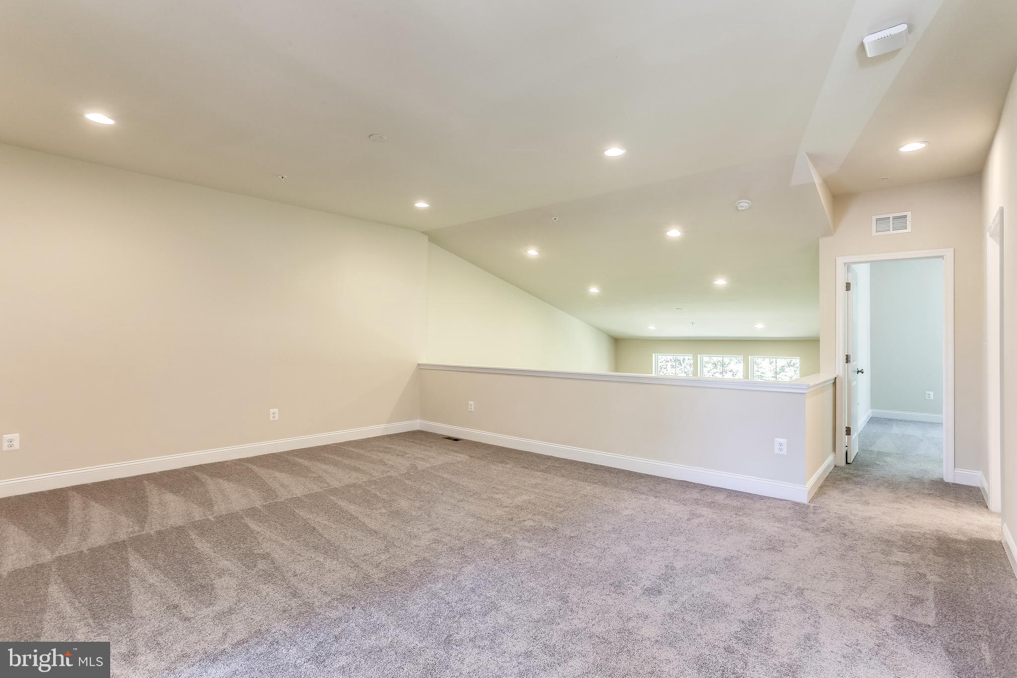 HOLLY RIDGE - Residential