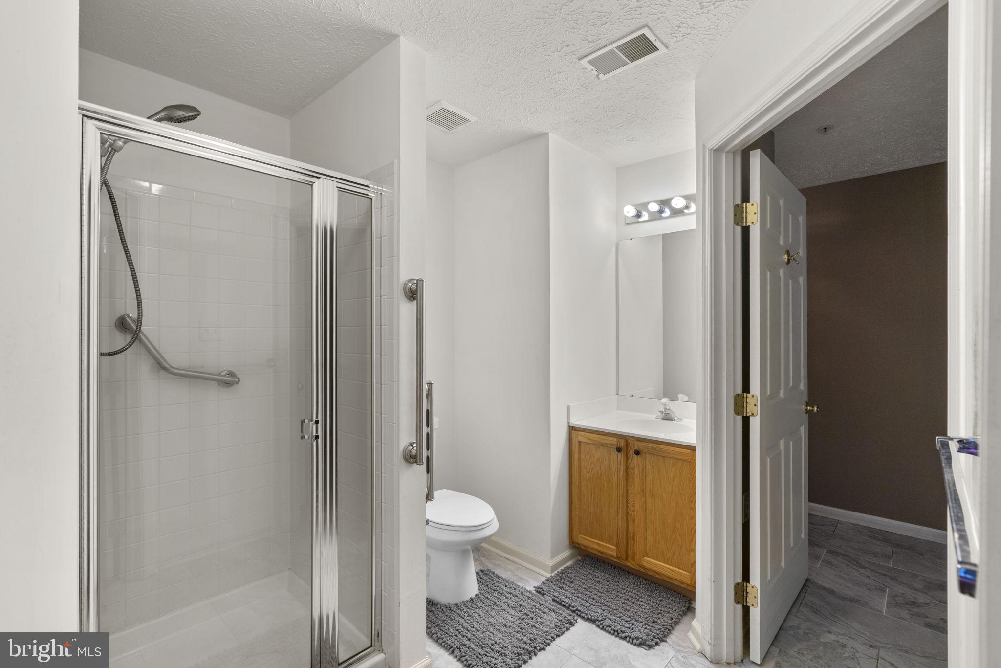 RIDERS RIDGE - Residential