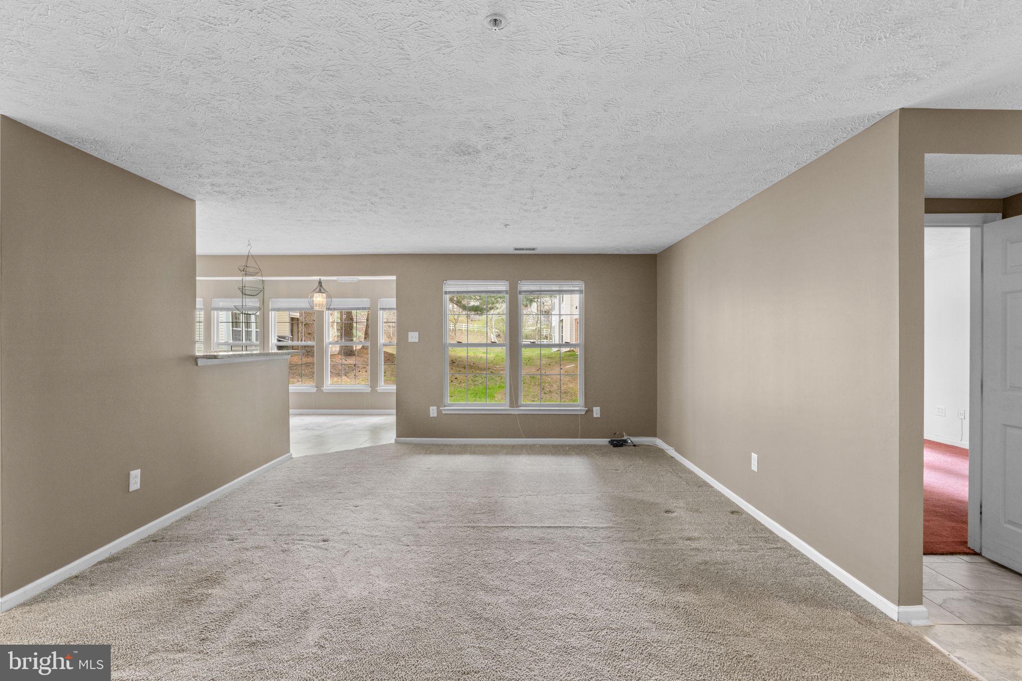 RIDERS RIDGE - Residential