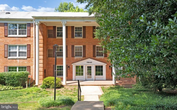 7640 PROVINCIAL DR APT 314, MC LEAN, VA 22102 - Image baed4cd4fdc98eb7ef8ba154020f554e/158474571