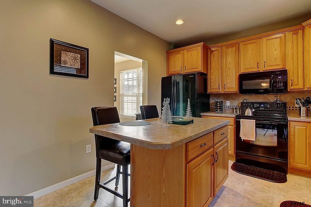 HICKORY RIDGE - Residential