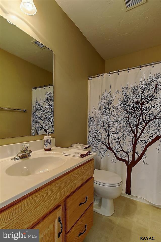 HICKORY RIDGE - Residential