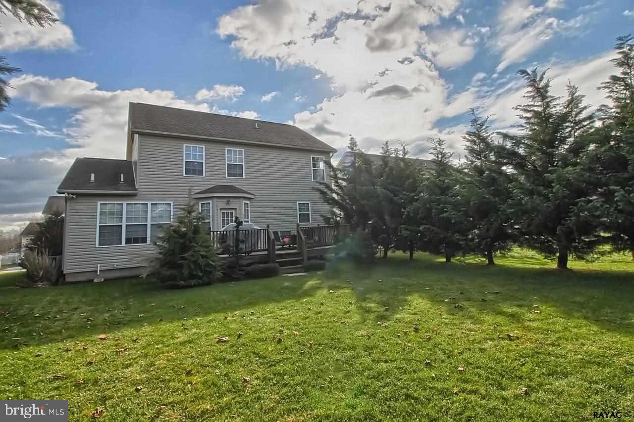 HICKORY RIDGE - Residential