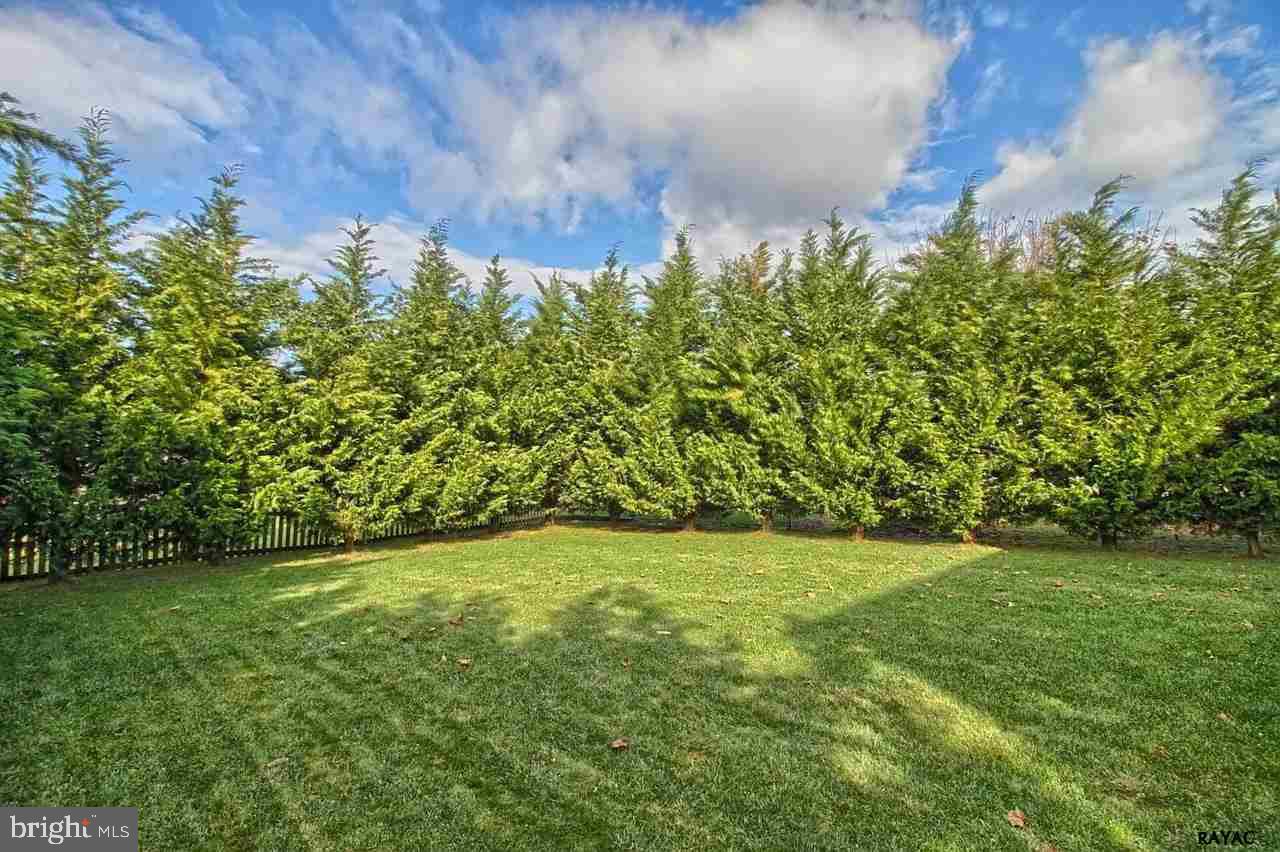 HICKORY RIDGE - Residential