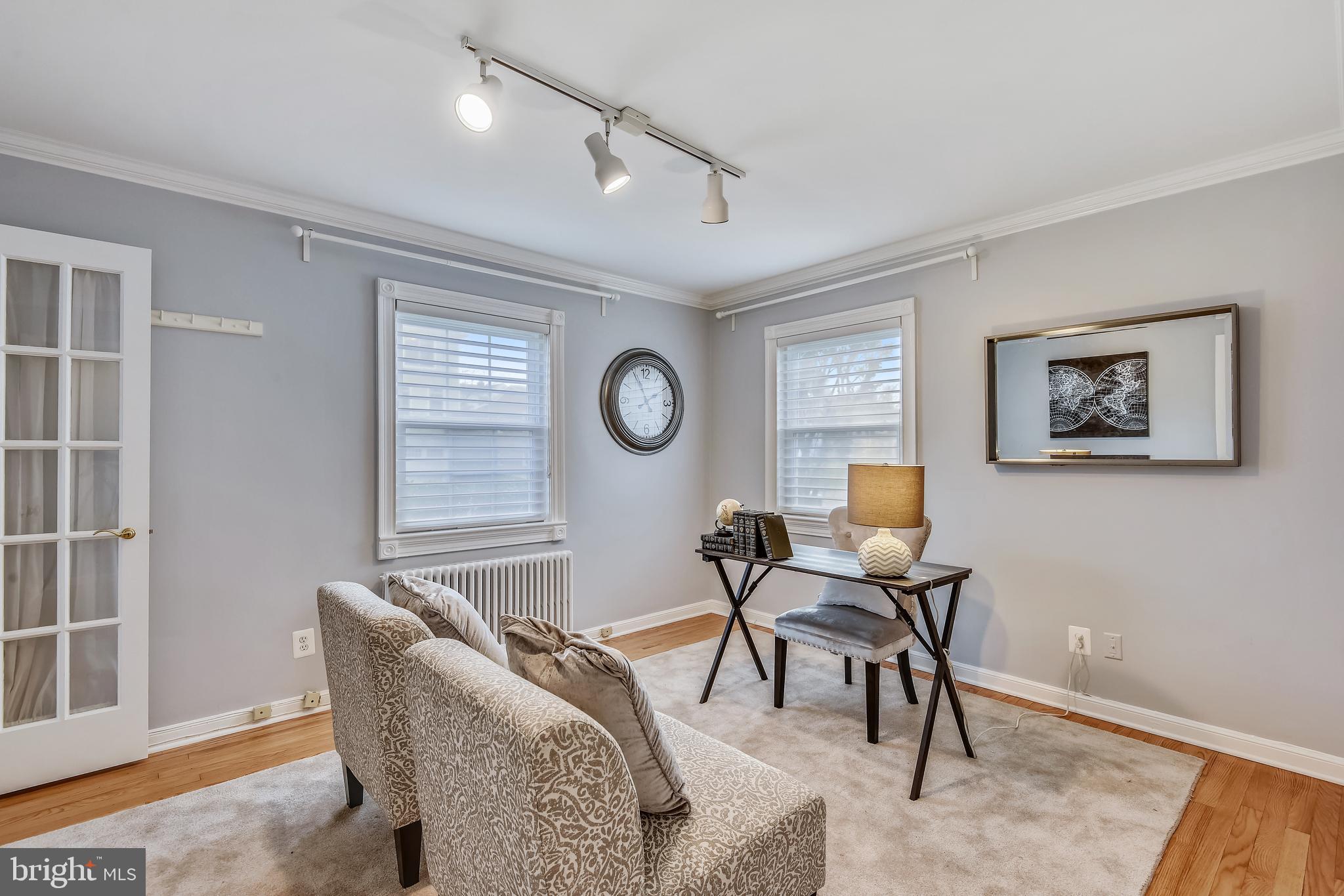 BERKSHIRE OAKWOOD - Residential