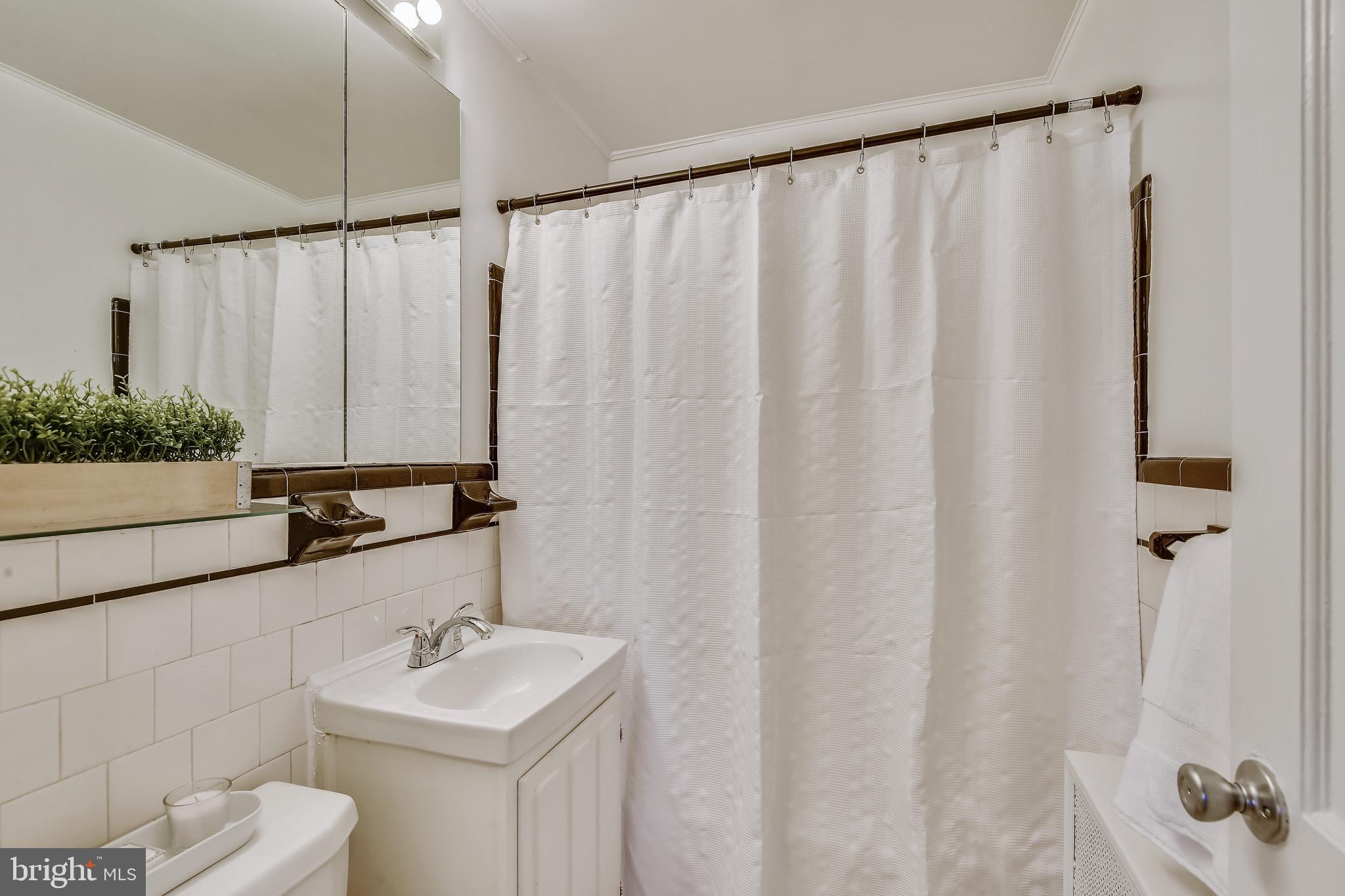 BERKSHIRE OAKWOOD - Residential