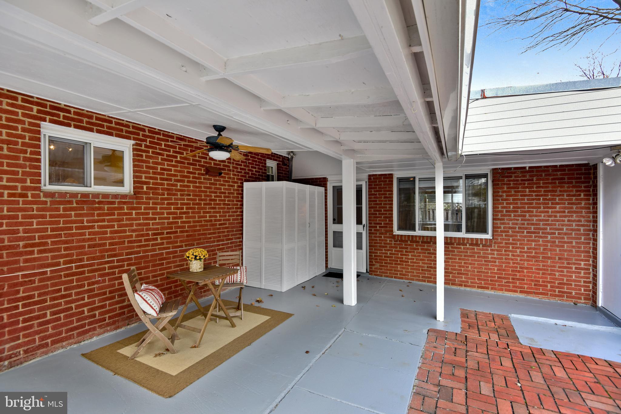 BERKSHIRE OAKWOOD - Residential