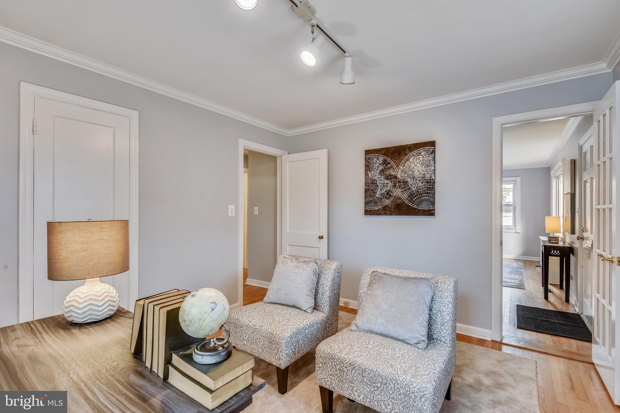 BERKSHIRE OAKWOOD - Residential