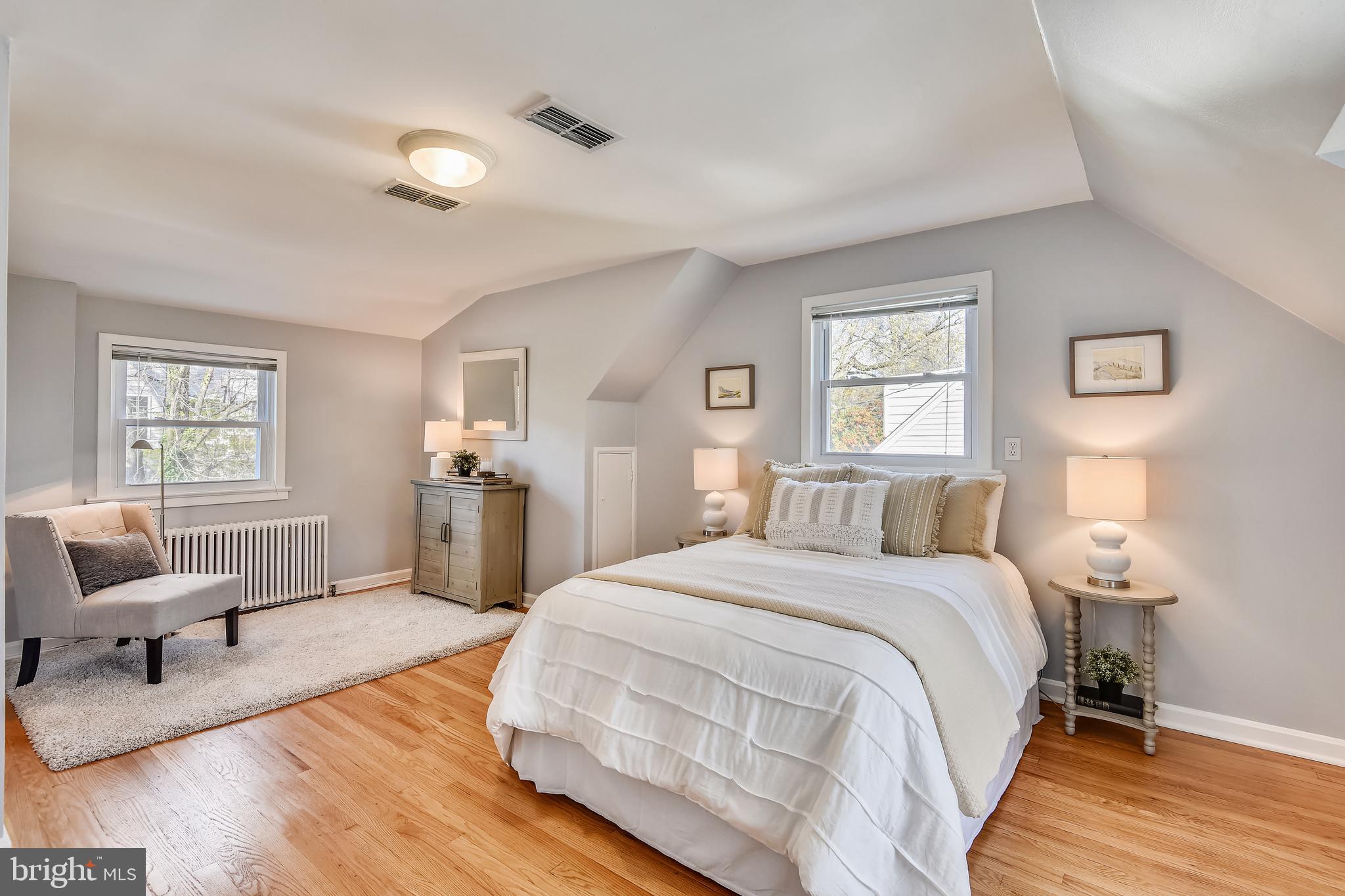 BERKSHIRE OAKWOOD - Residential