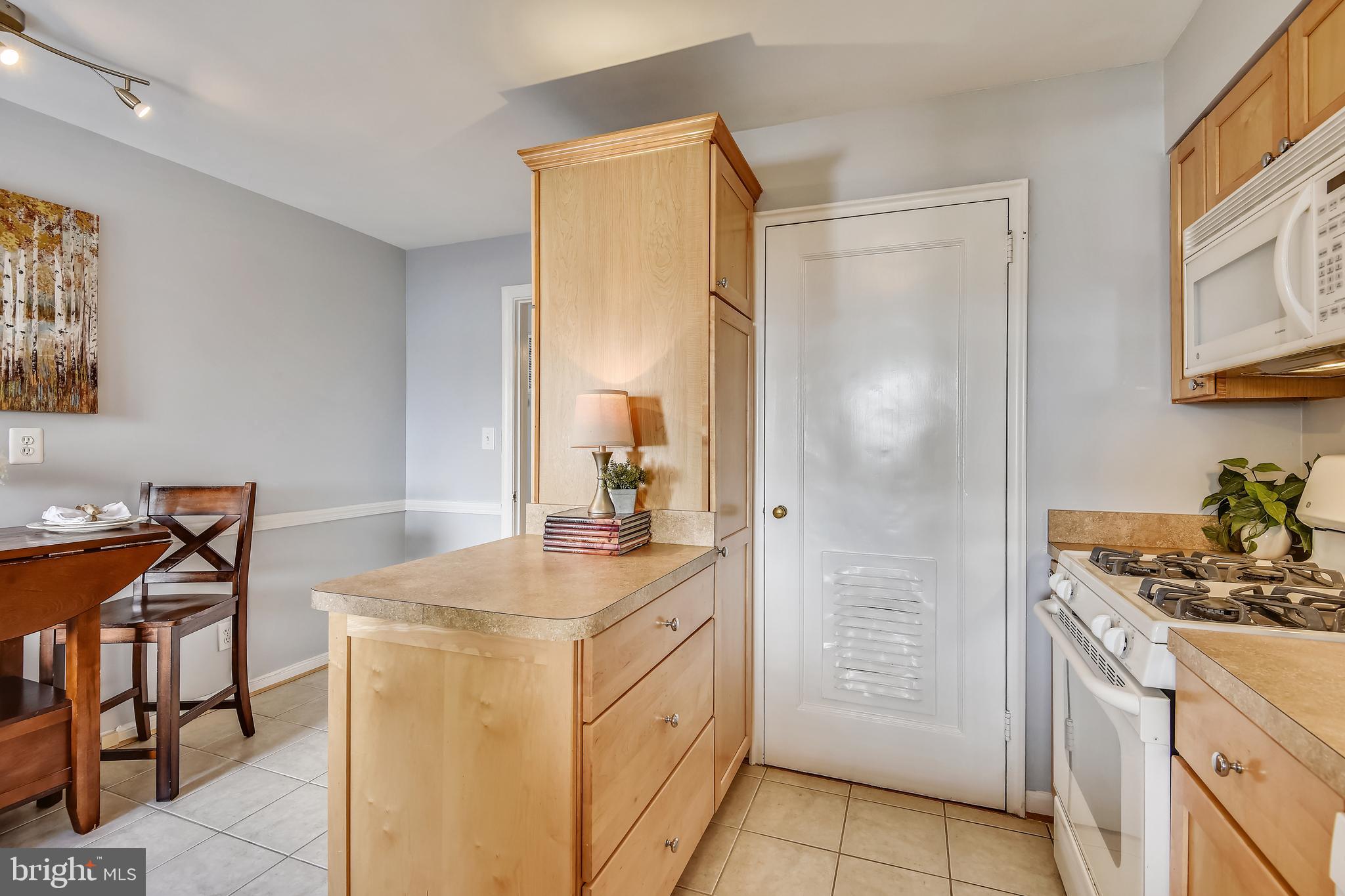 BERKSHIRE OAKWOOD - Residential