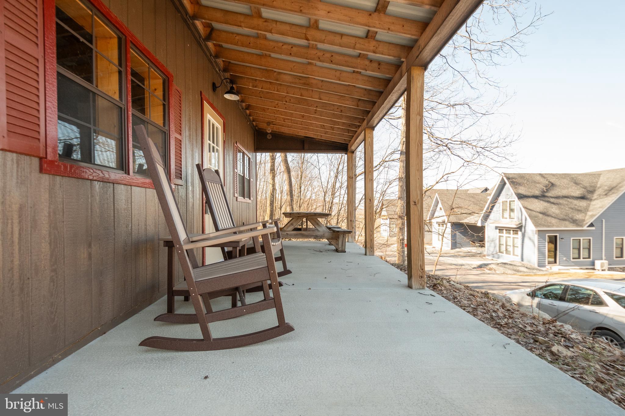 HOLIDAY HILL - Residential