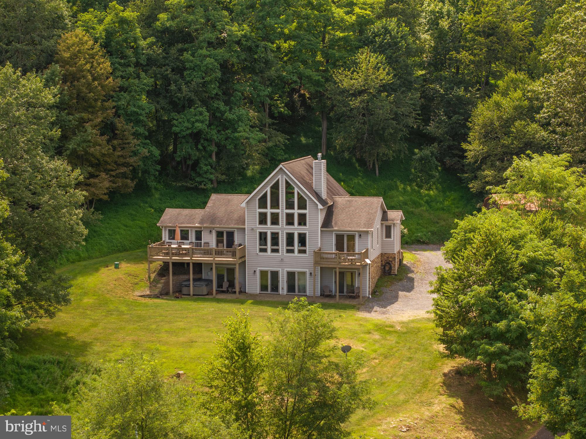 HOLIDAY HILL - Residential