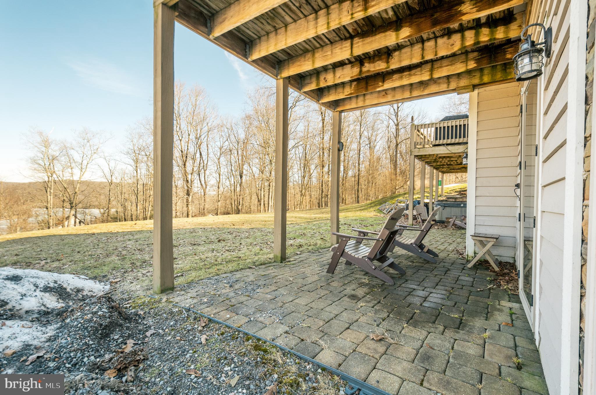 HOLIDAY HILL - Residential