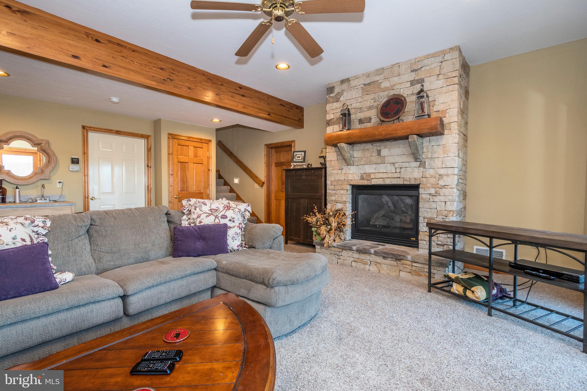 HOLIDAY HILL - Residential