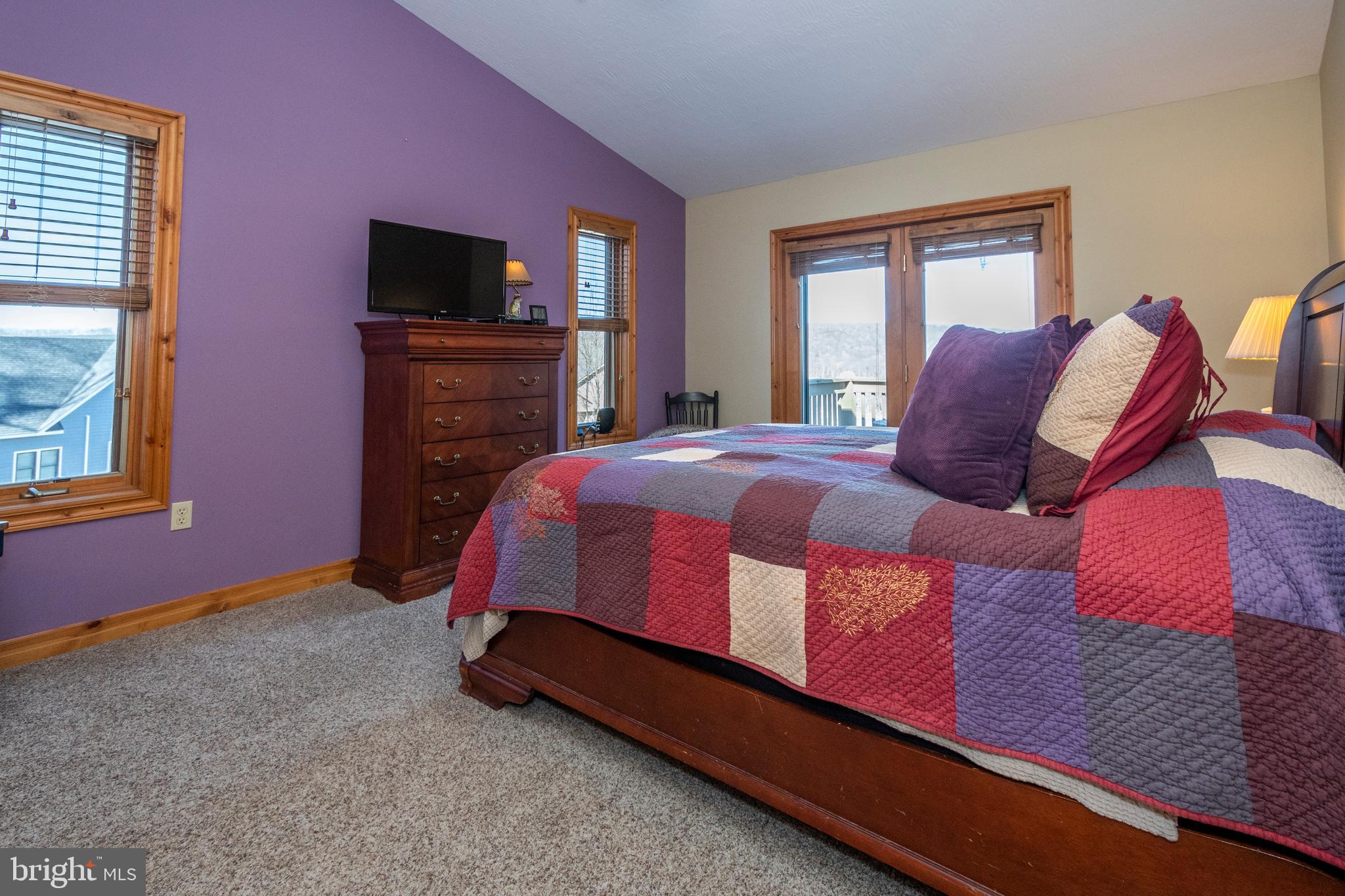 HOLIDAY HILL - Residential