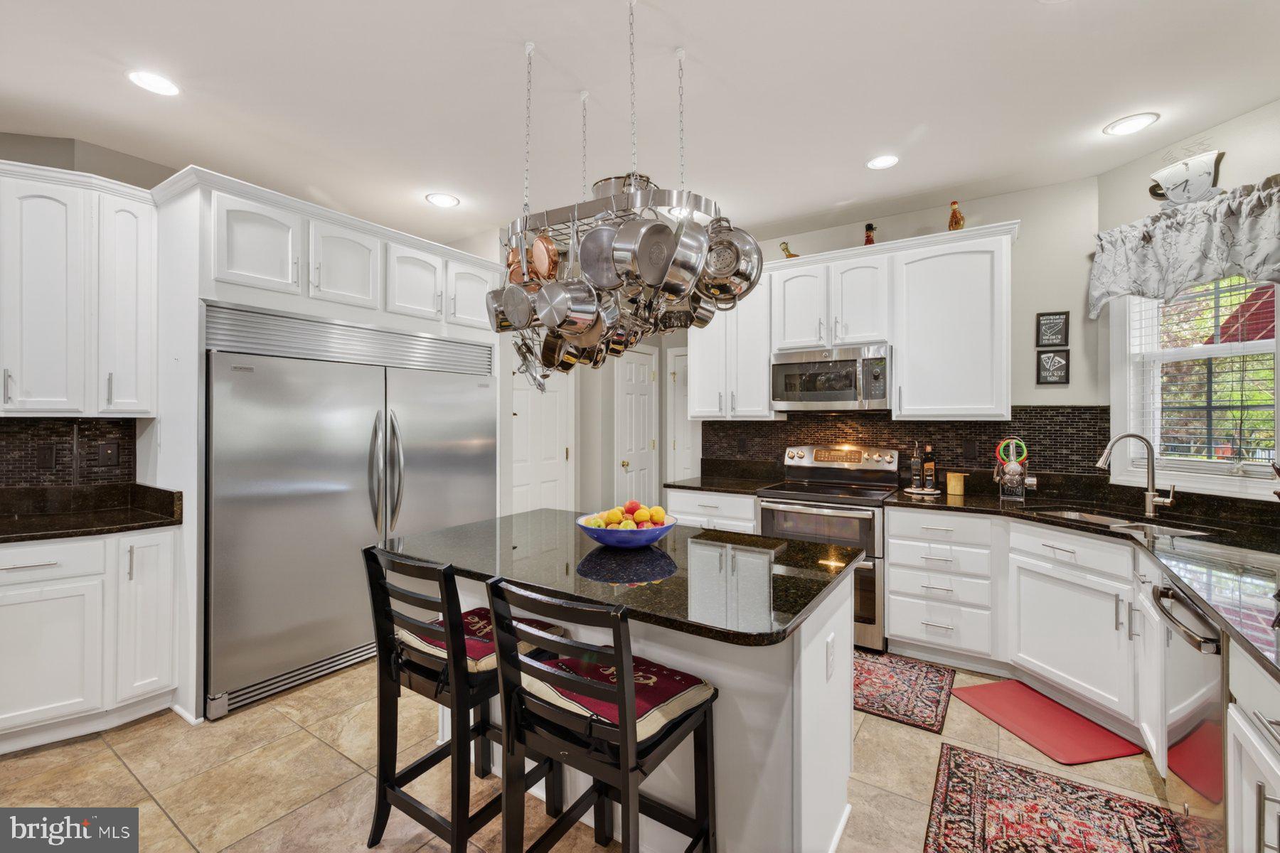 MAPLE VALLEY ESTATES - Residential