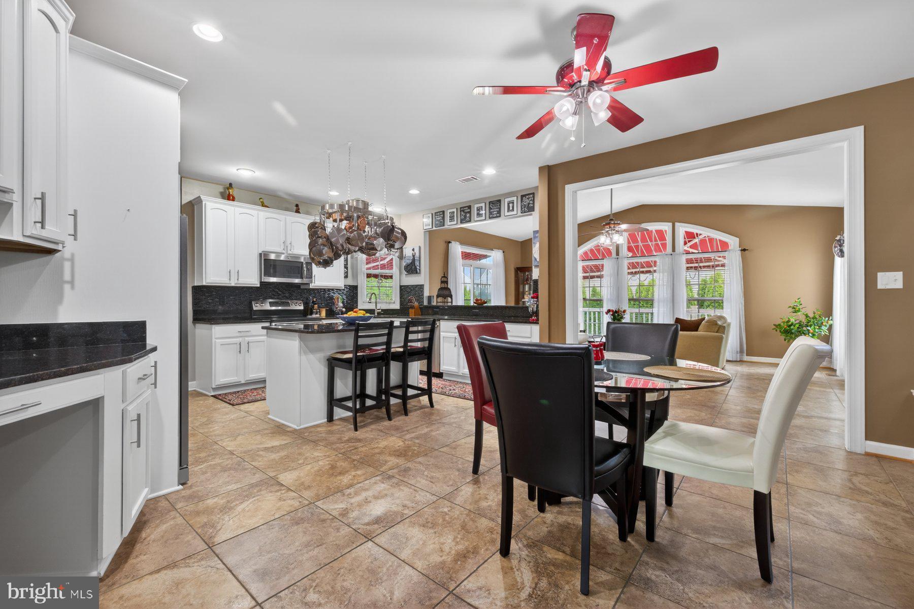 MAPLE VALLEY ESTATES - Residential