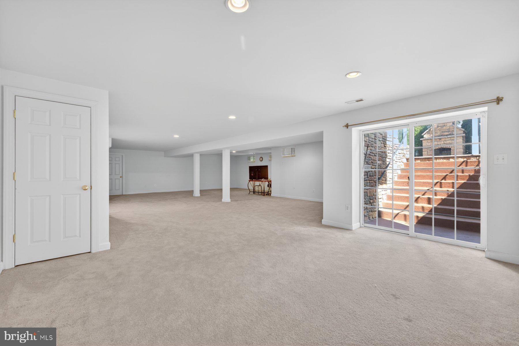 MAPLE VALLEY ESTATES - Residential