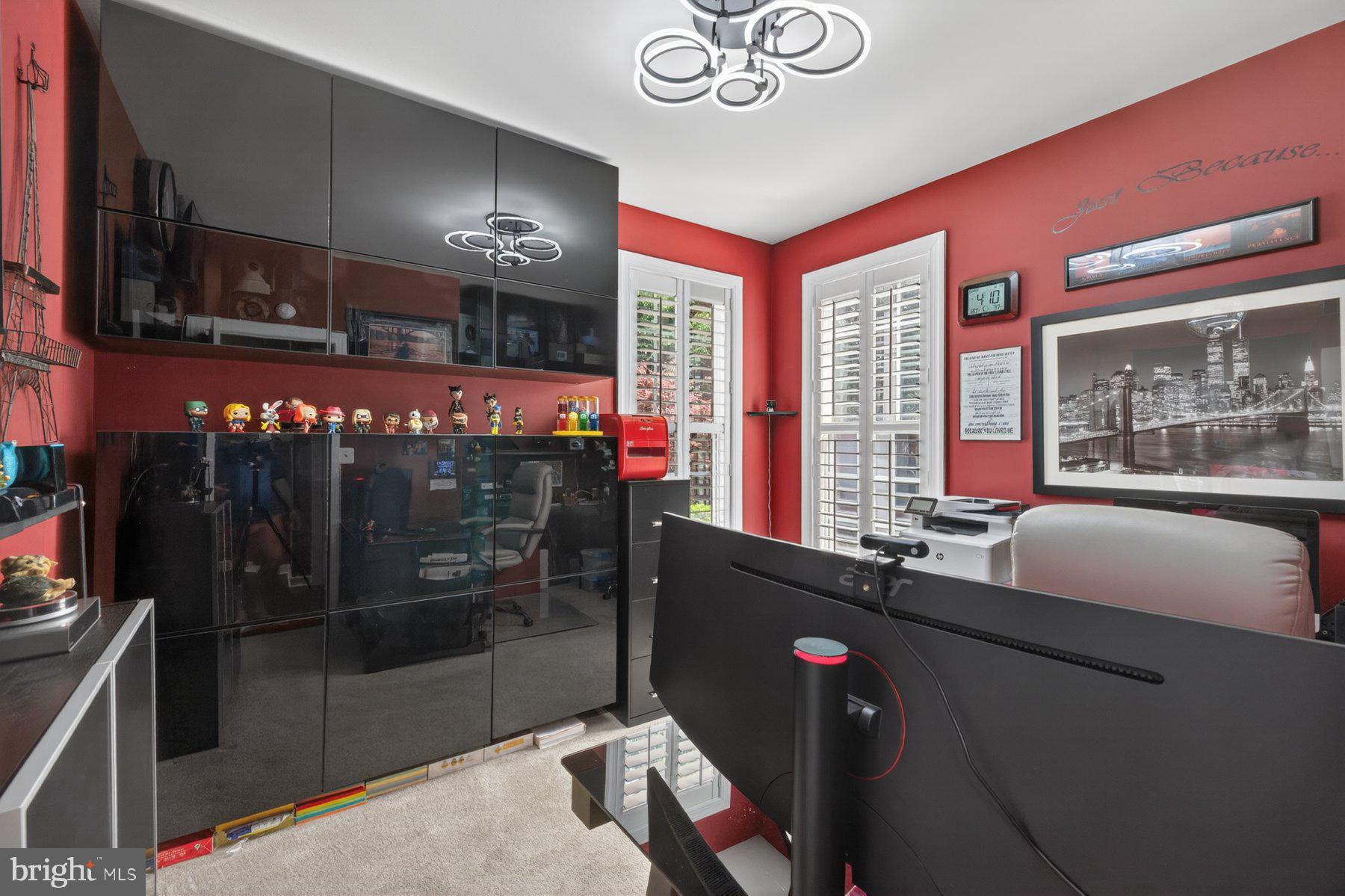 MAPLE VALLEY ESTATES - Residential