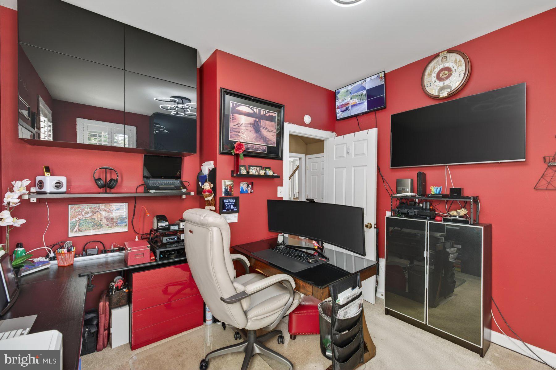 MAPLE VALLEY ESTATES - Residential