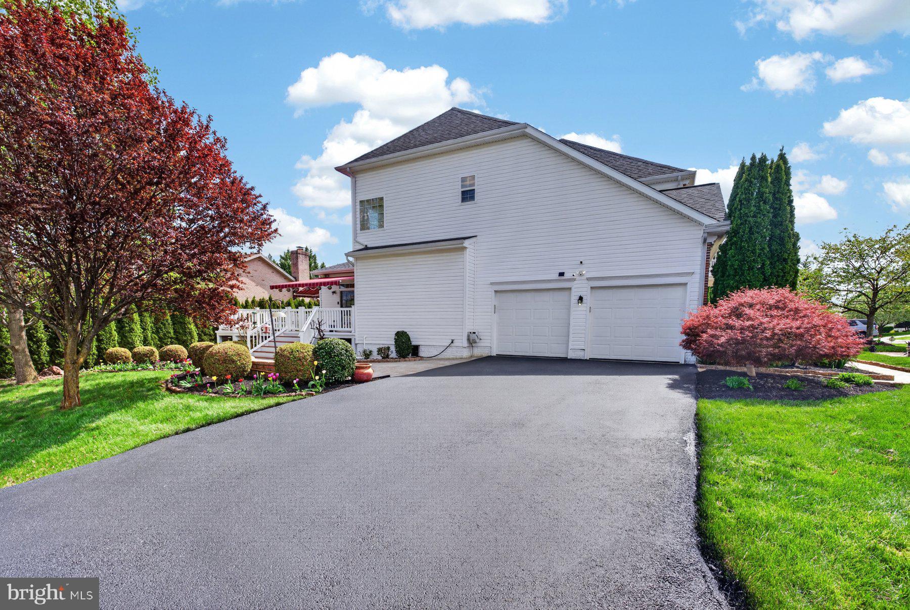 MAPLE VALLEY ESTATES - Residential