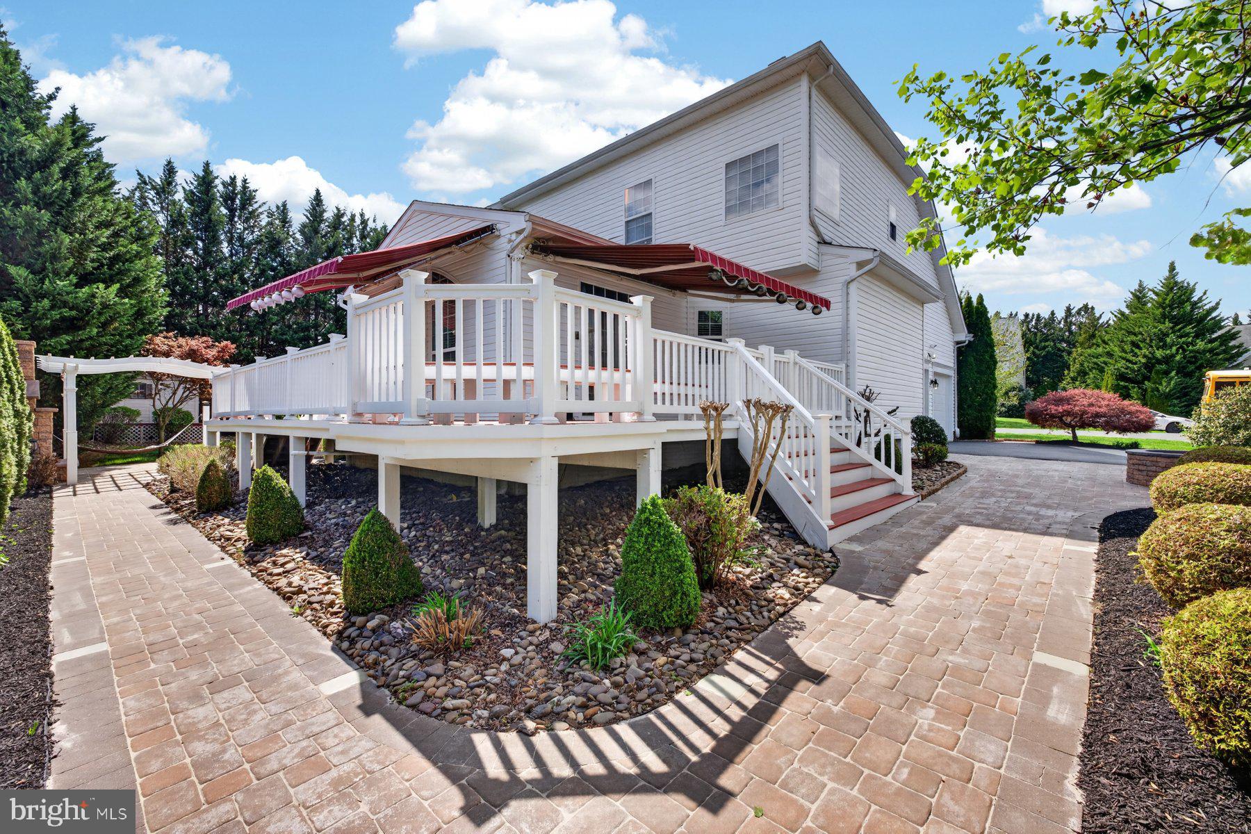 MAPLE VALLEY ESTATES - Residential