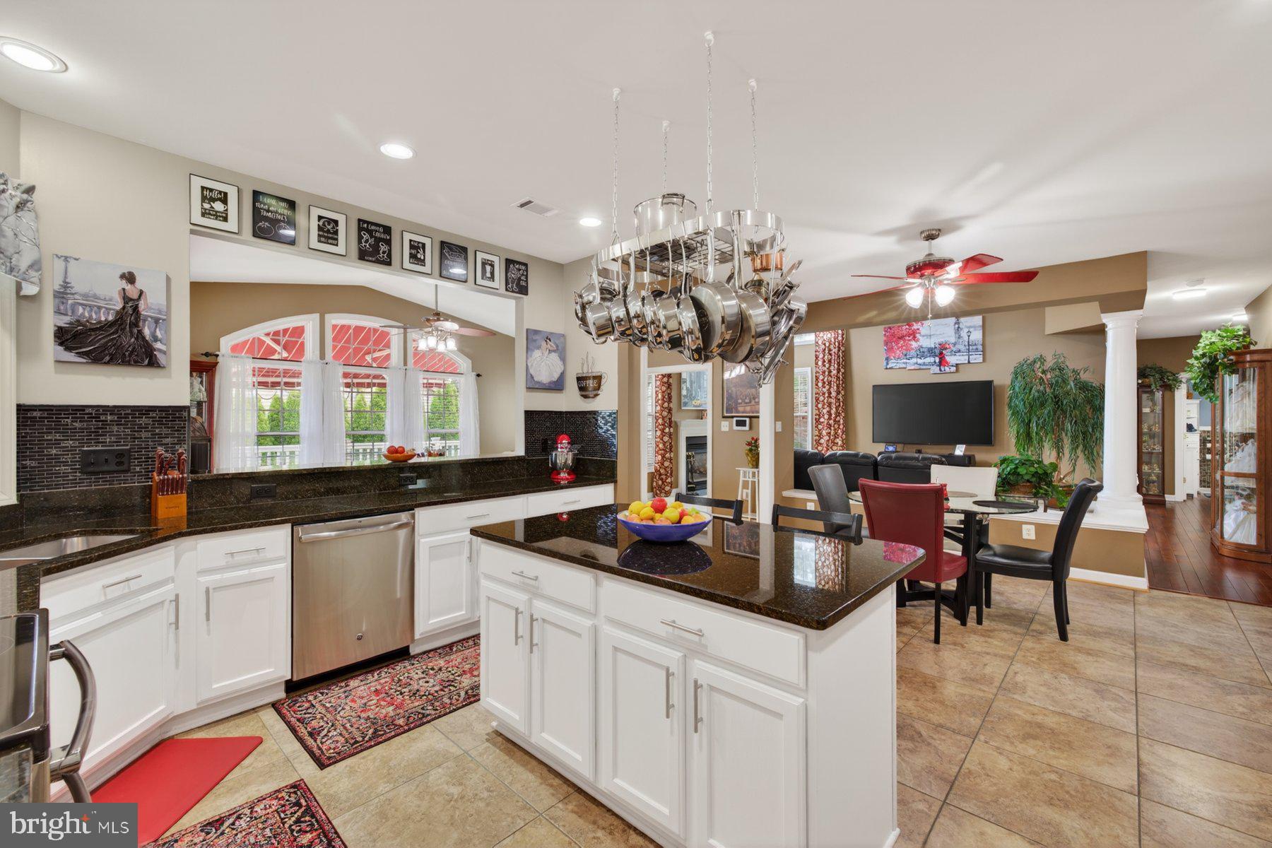 MAPLE VALLEY ESTATES - Residential