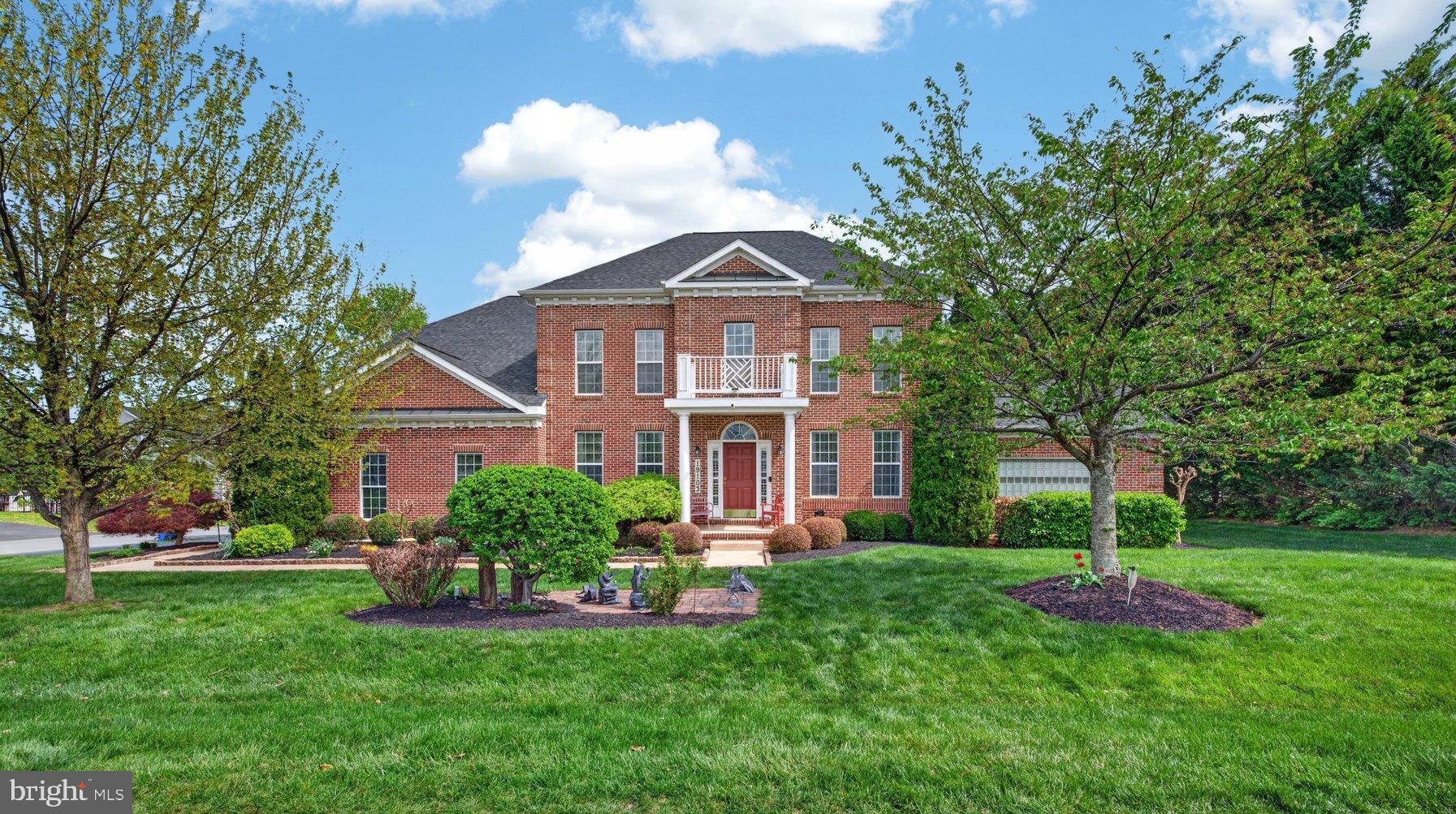 MAPLE VALLEY ESTATES - Residential