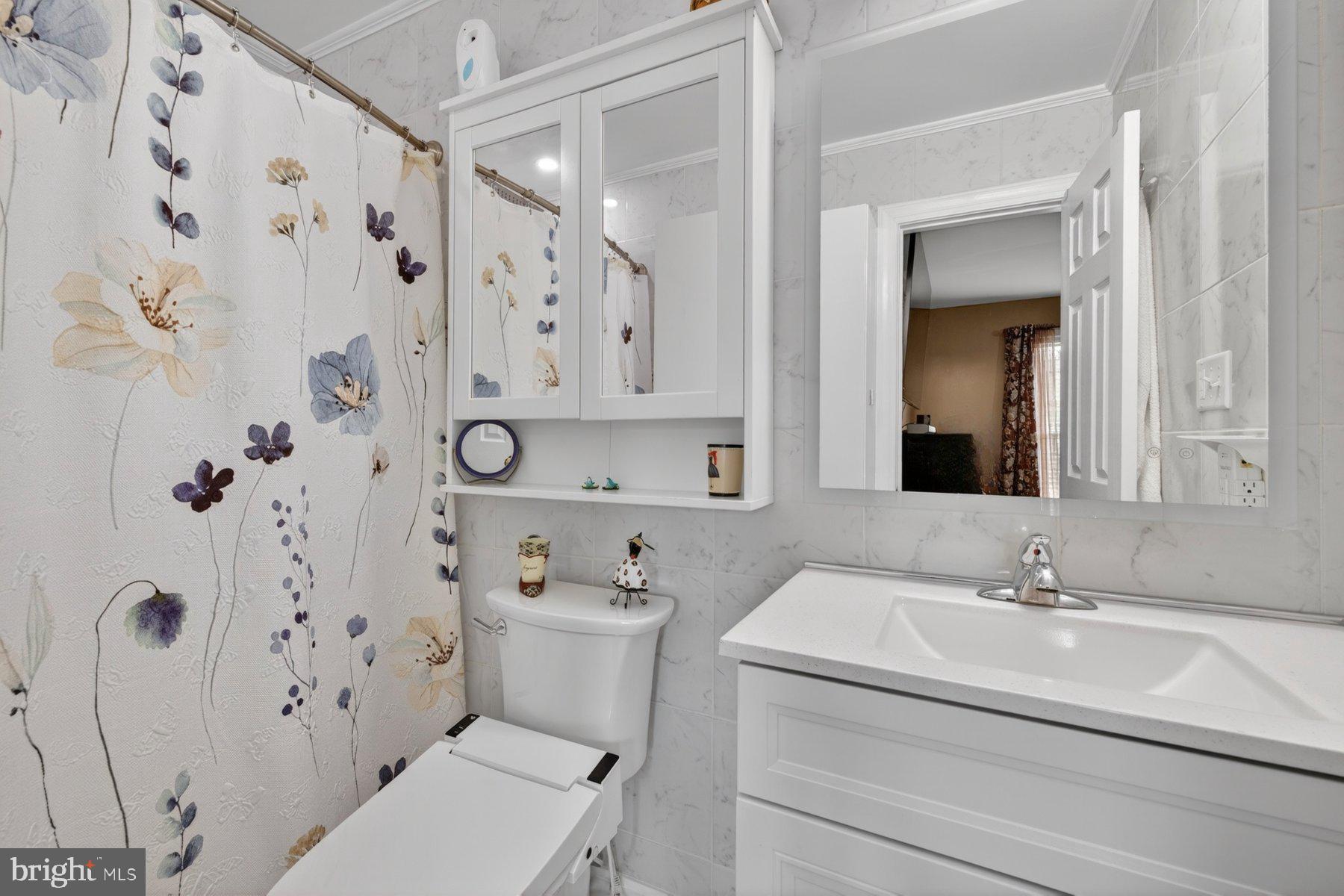 MAPLE VALLEY ESTATES - Residential