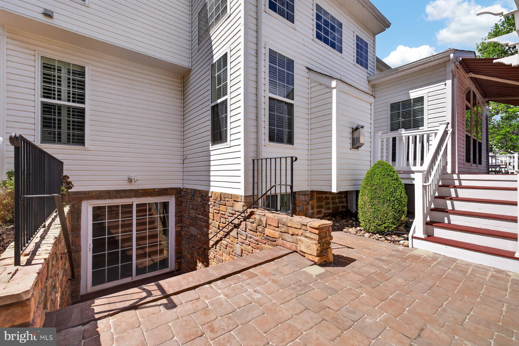 MAPLE VALLEY ESTATES - Residential