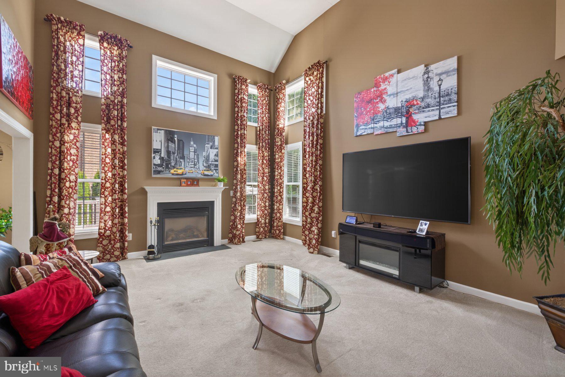 MAPLE VALLEY ESTATES - Residential