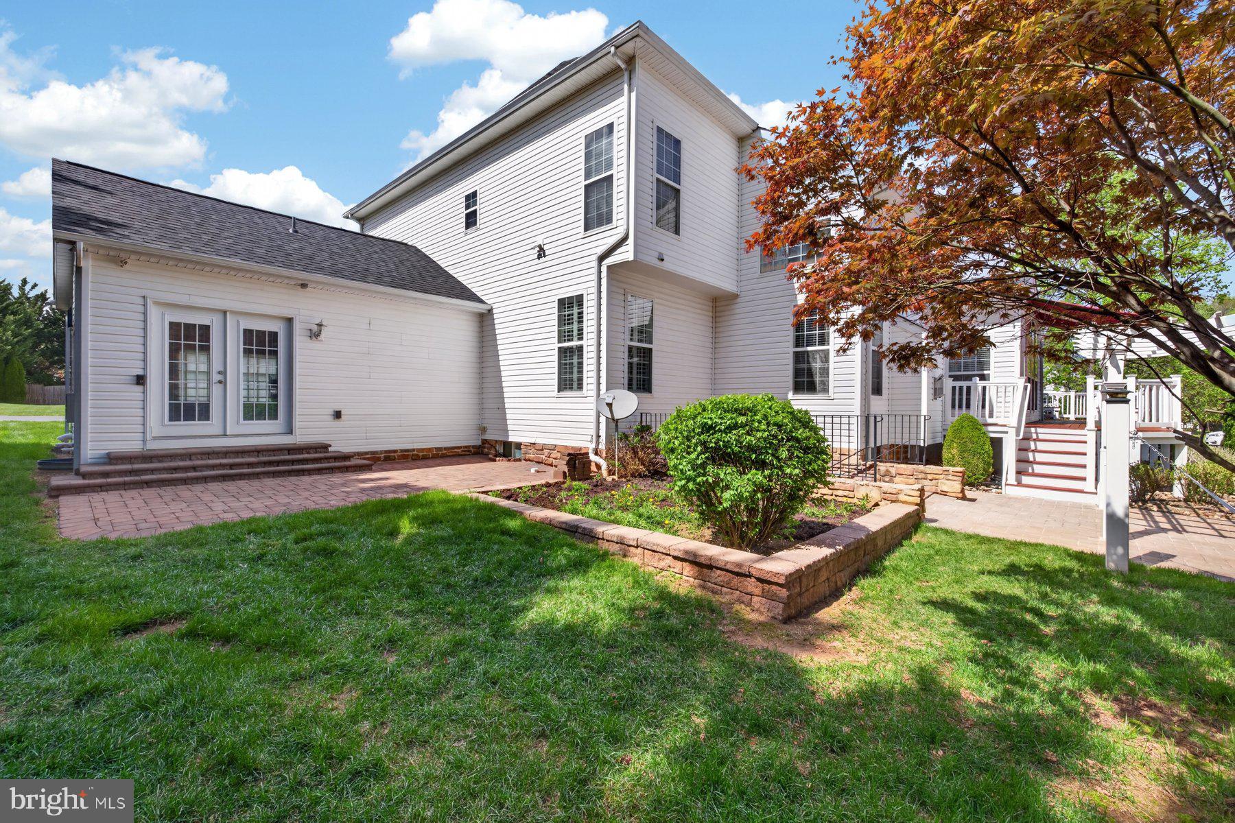 MAPLE VALLEY ESTATES - Residential