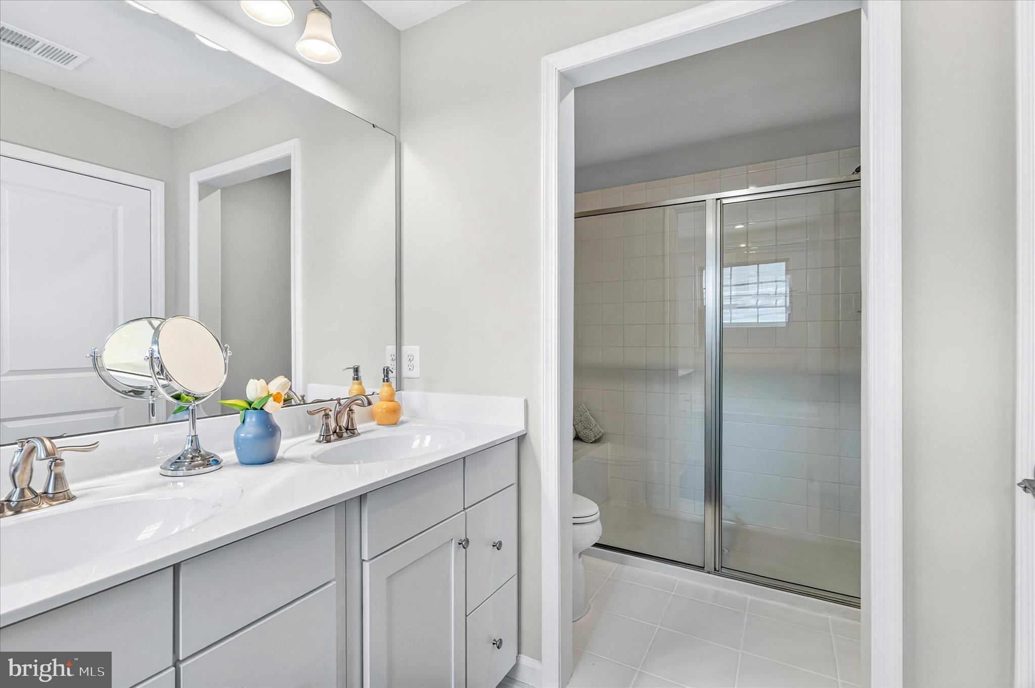 JEFFERSON PLACE - Residential