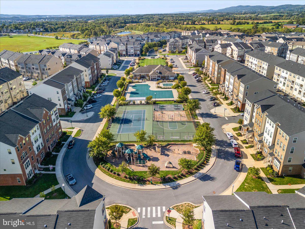 JEFFERSON PLACE - Residential